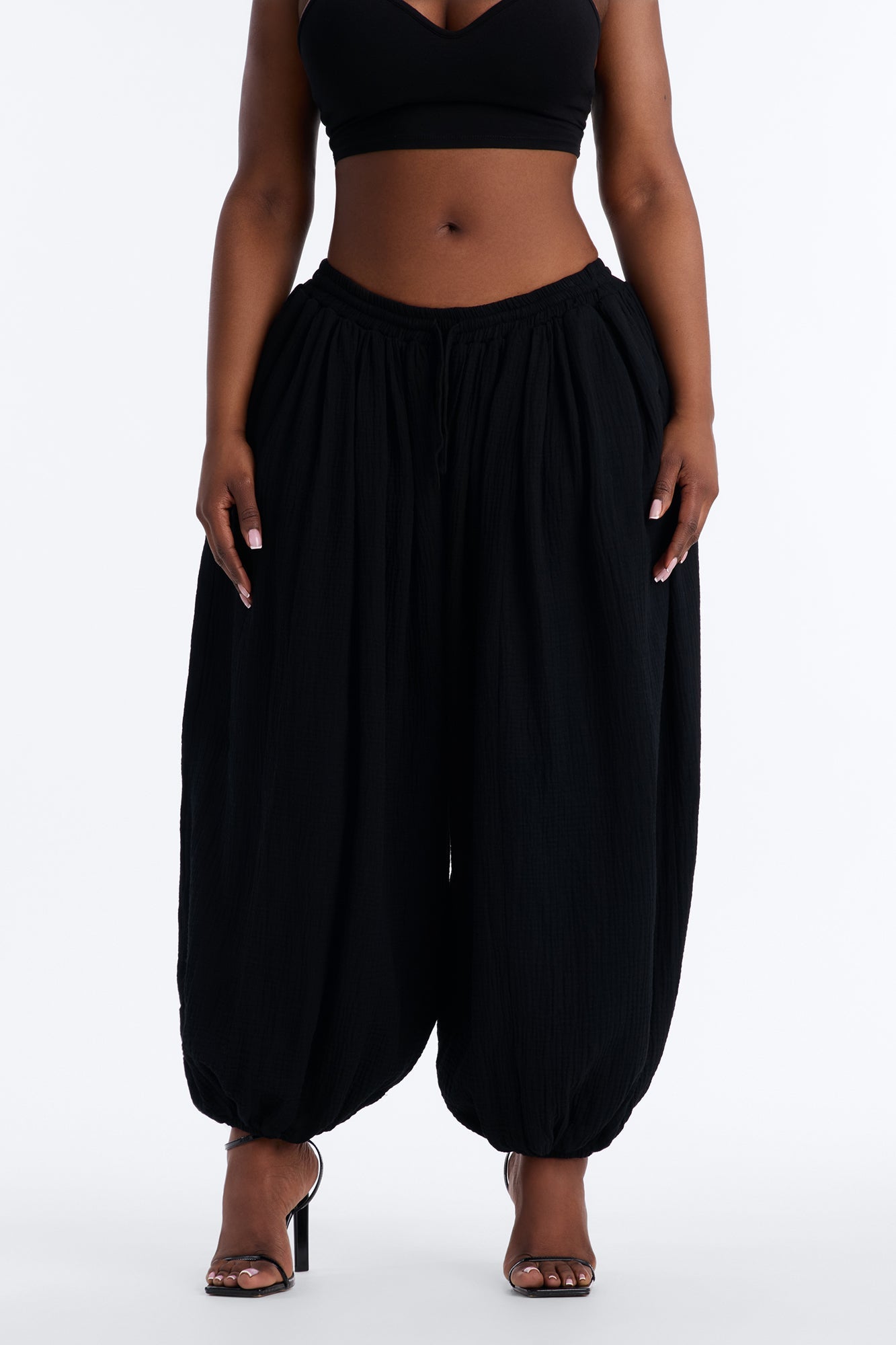 Piper Low Rise Cotton Gauze Balloon Jogger Pant 28″ - Black