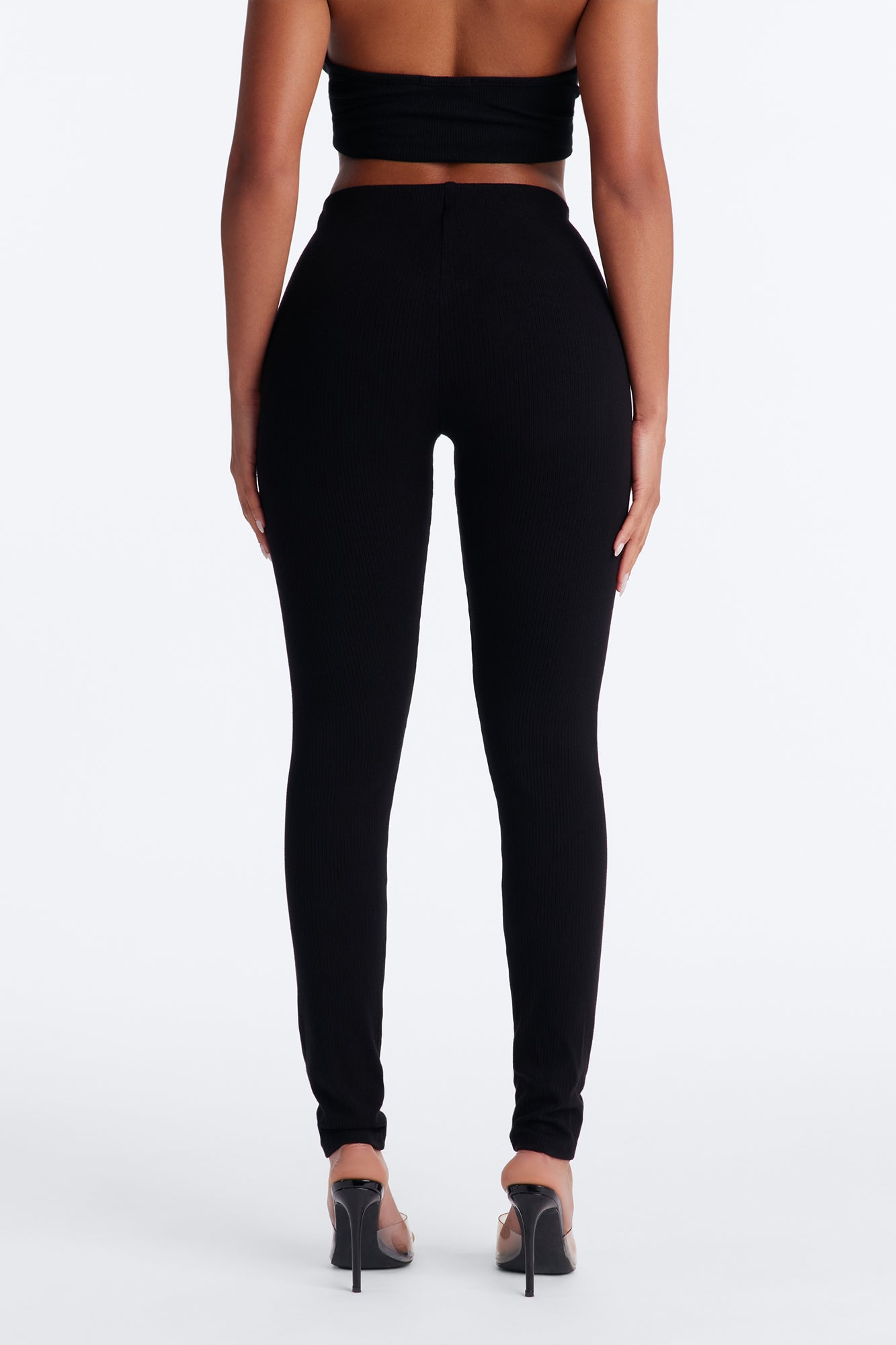 Ultra Ribbed Mid Rise Legging - Black