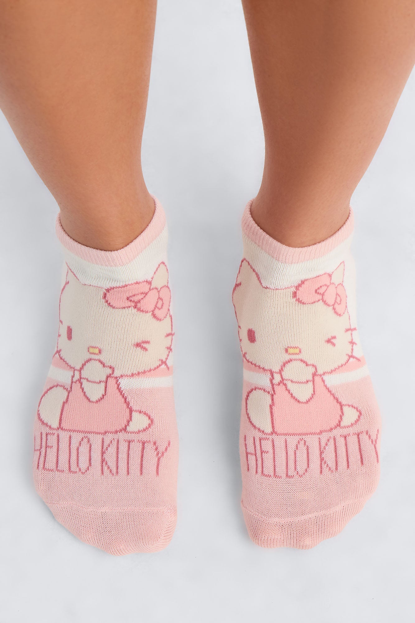 Hello Kitty Blushing 5 Pack No Show Socks - Pink