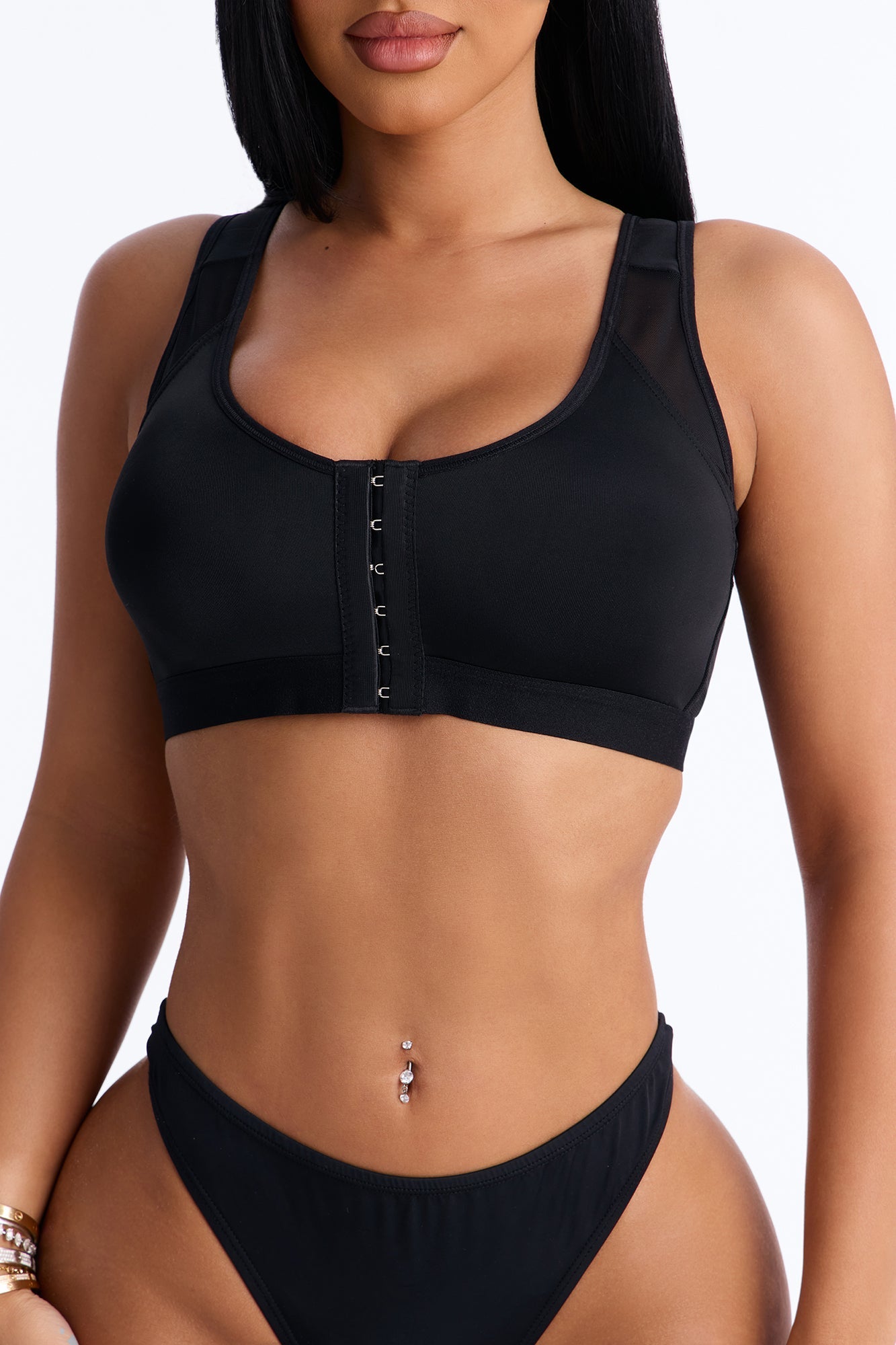 Front Close Wireless Posture Support Bra - Black