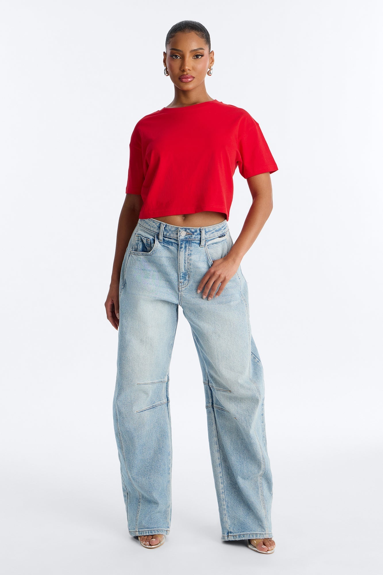 Simple And Modern Cropped Tee - Red