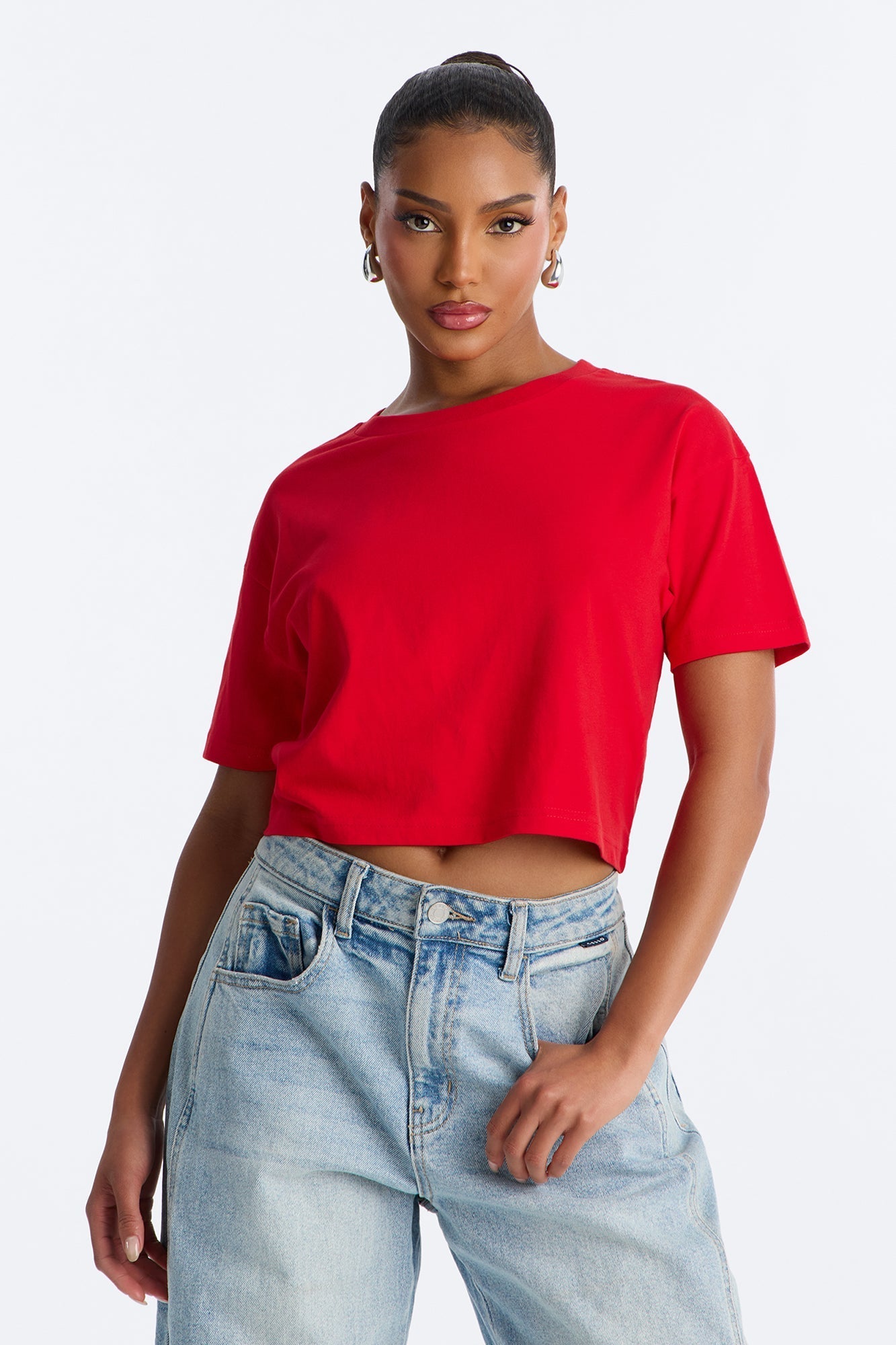Simple And Modern Cropped Tee - Red