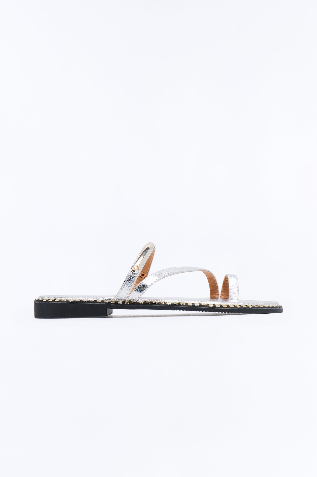 Go Off Metallic Flat Sandals - Silver