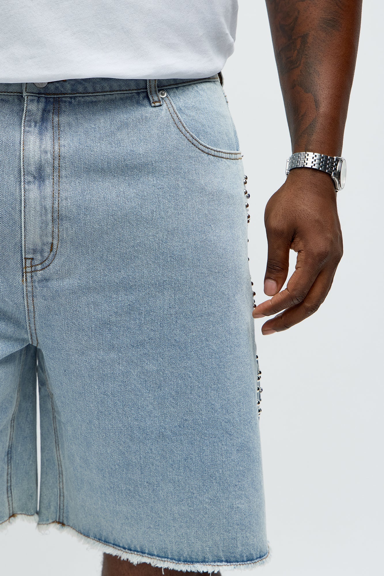 Relaxed Come In Clutch Studded Denim Shorts - Light Blue Wash