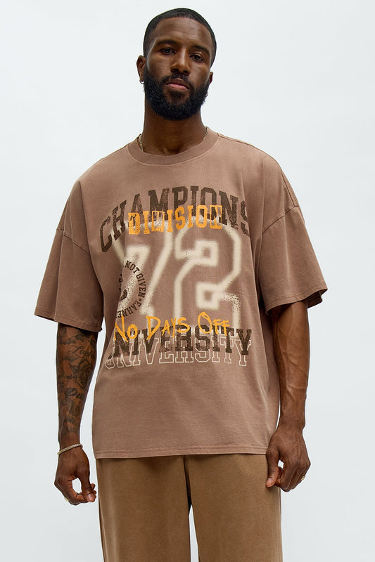 Champions Divisions 72 Oversized Short Sleeve Tee - Brown