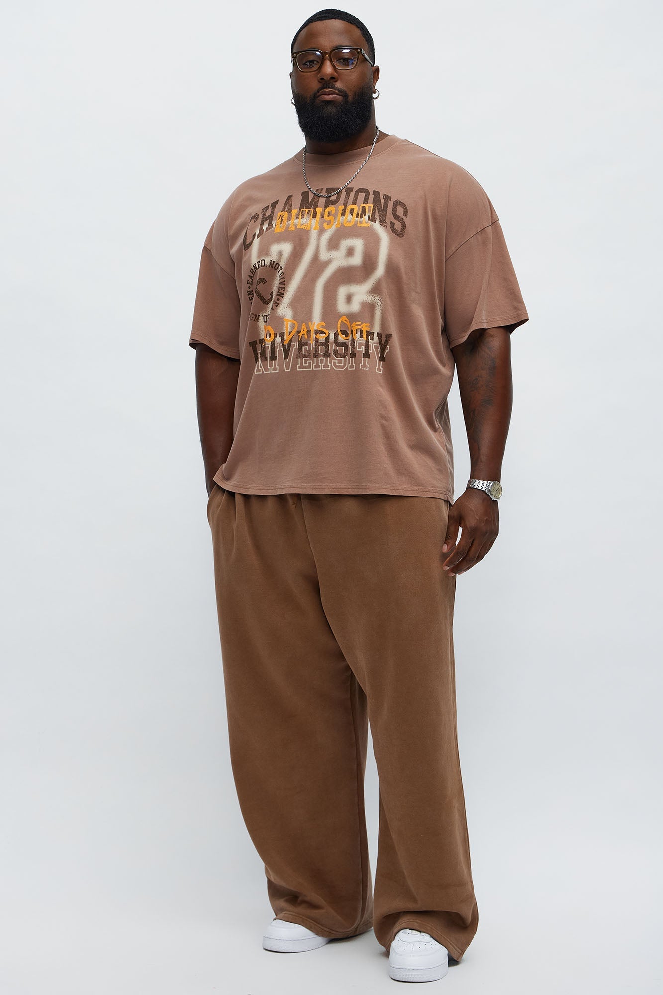 Champions Divisions 72 Oversized Short Sleeve Tee - Brown