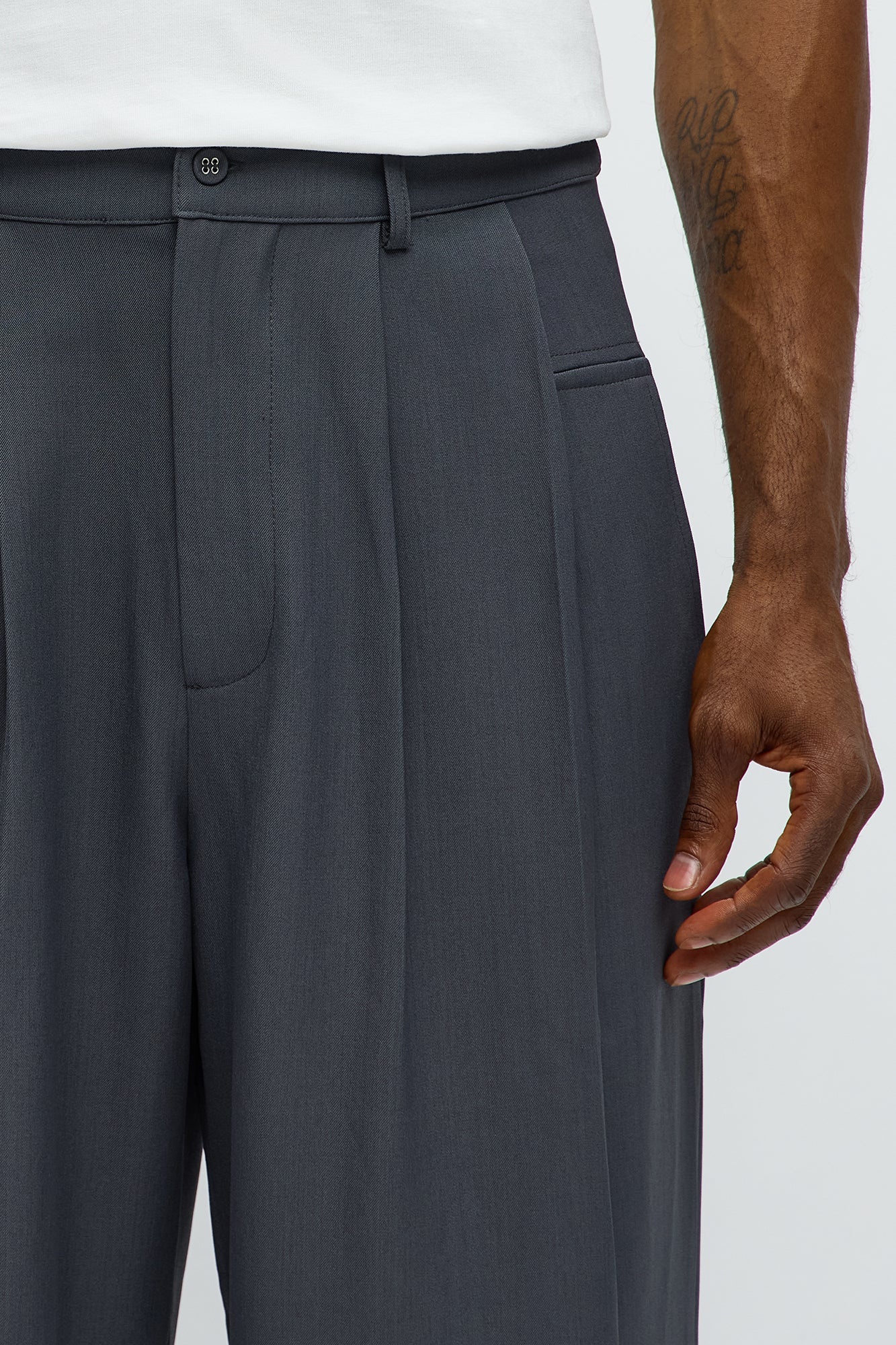 Baggy Pleated Regal Trouser - Charcoal