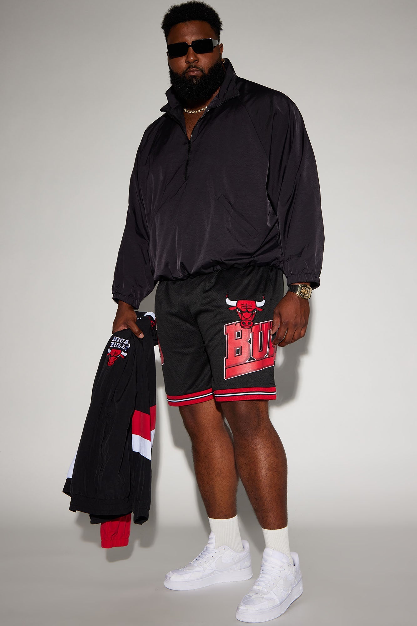 Bulls Step Back Mesh Shorts - Black