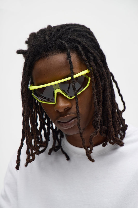 Sporty Shield Frame Colored Lens Sunglasses - Yellow