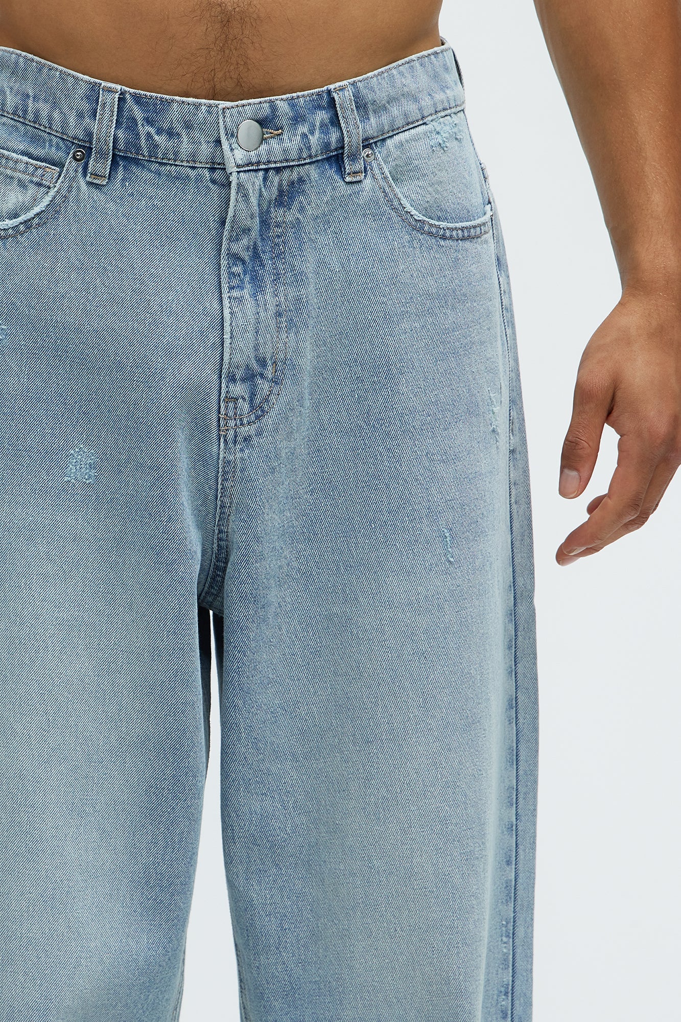Vaughn Baggy Jeans - Light Wash