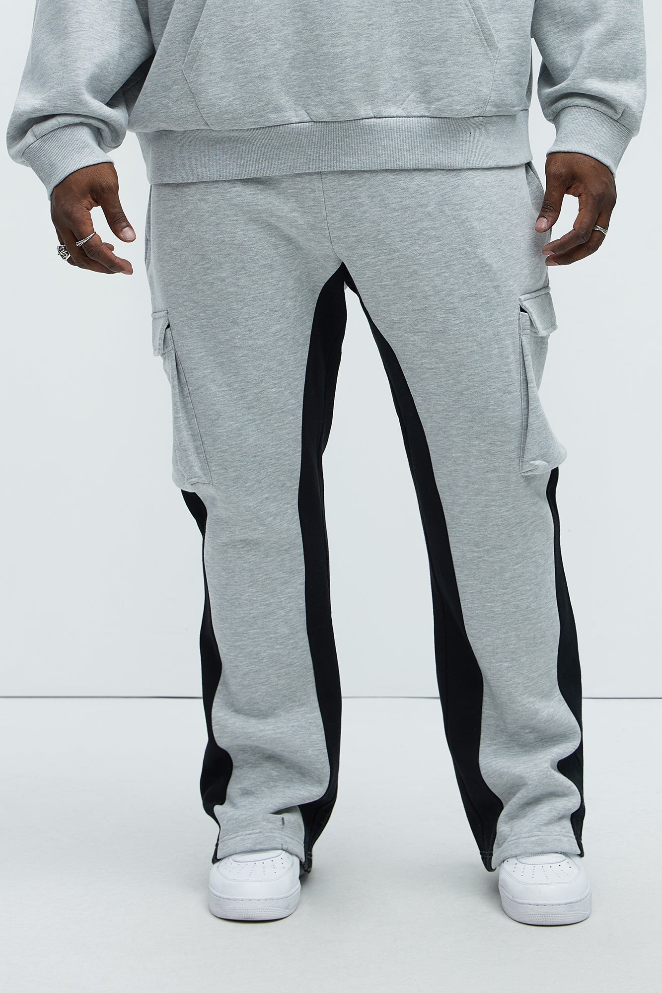 Tyson Flared Cargo Sweatpants - Heather Grey