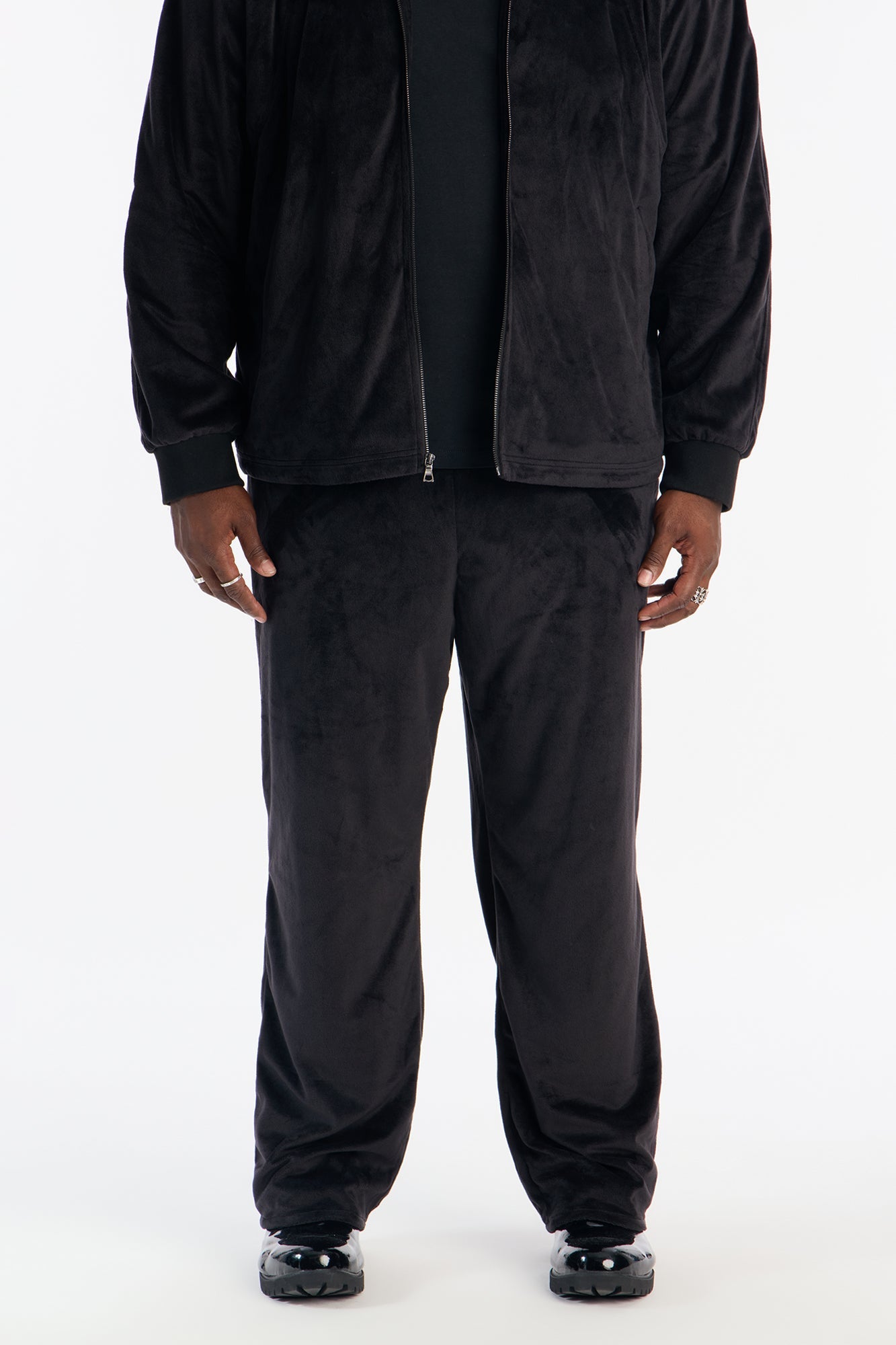 Straight Velour Pant - Black