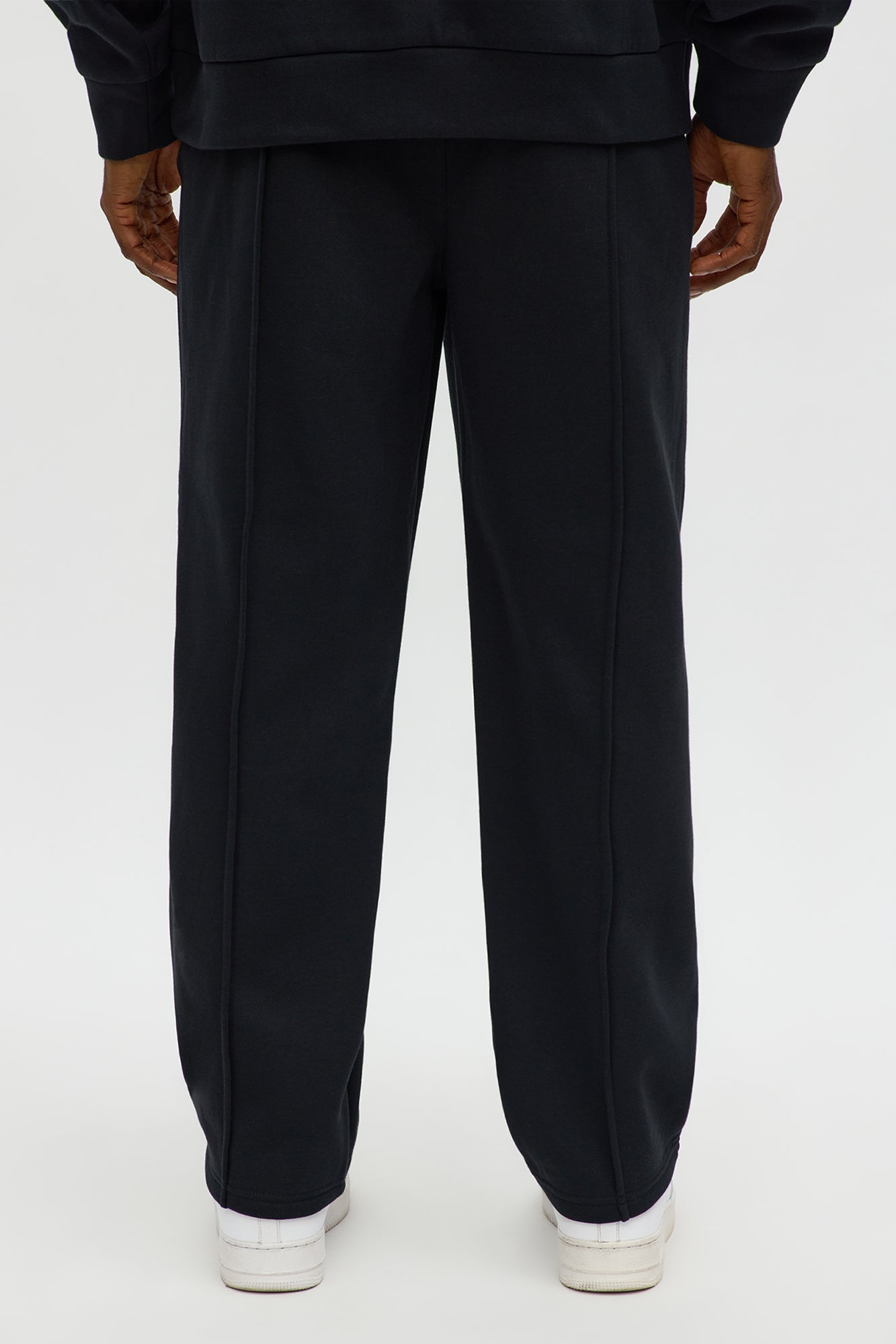 Saints Studio Embroidered Sweatpants - Black
