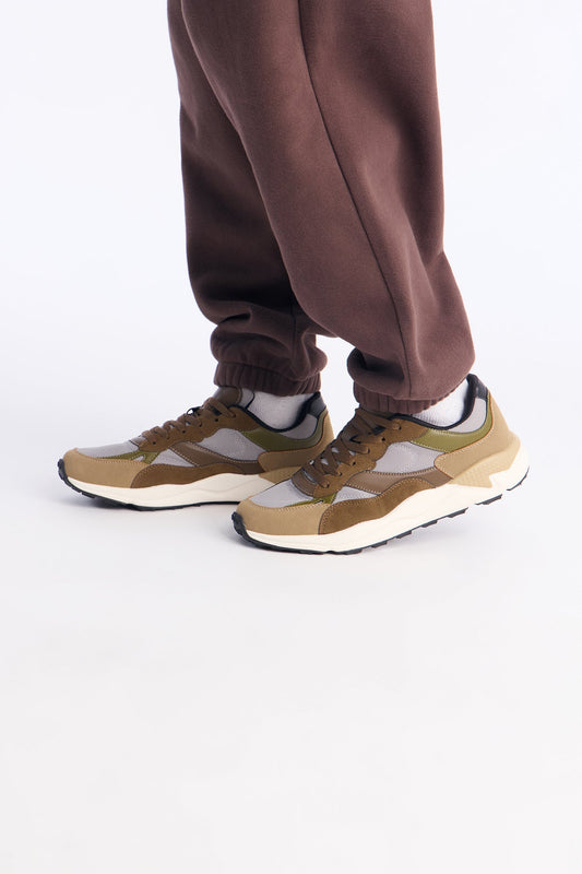 Every Move Trainer Sneaker - Brown/combo