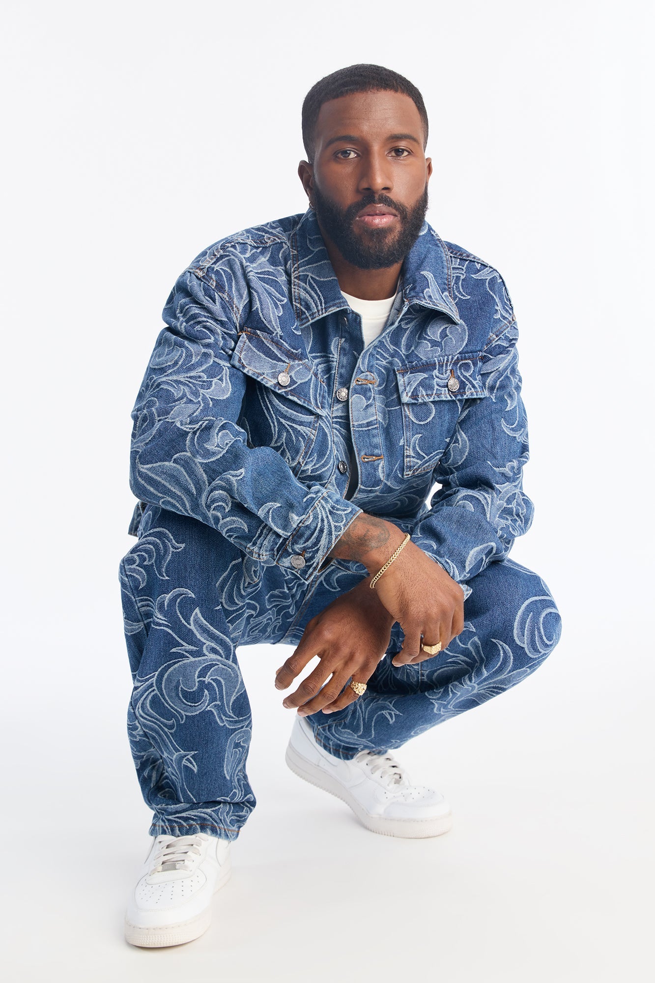 Relaxed Cropped Baroque Jacquard Denim Jacket - Medium Blue Wash