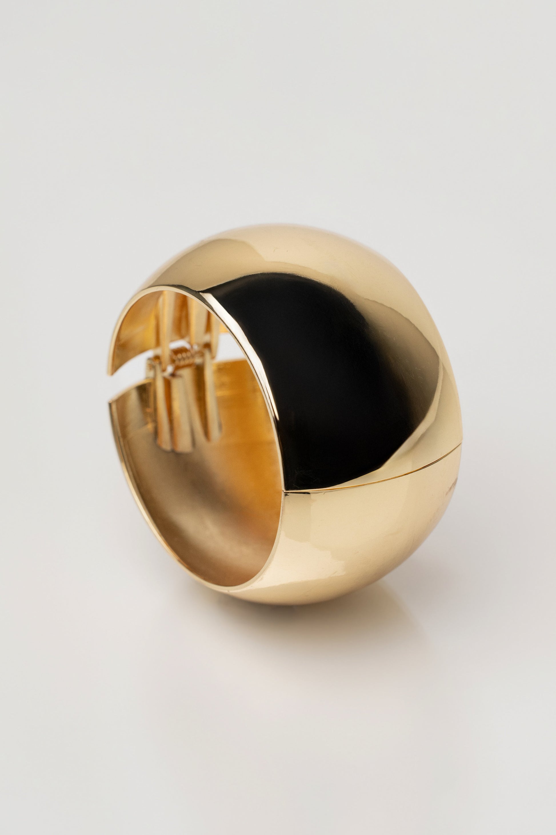 Gold Zena Hinge Bracelet JLUXLABEL