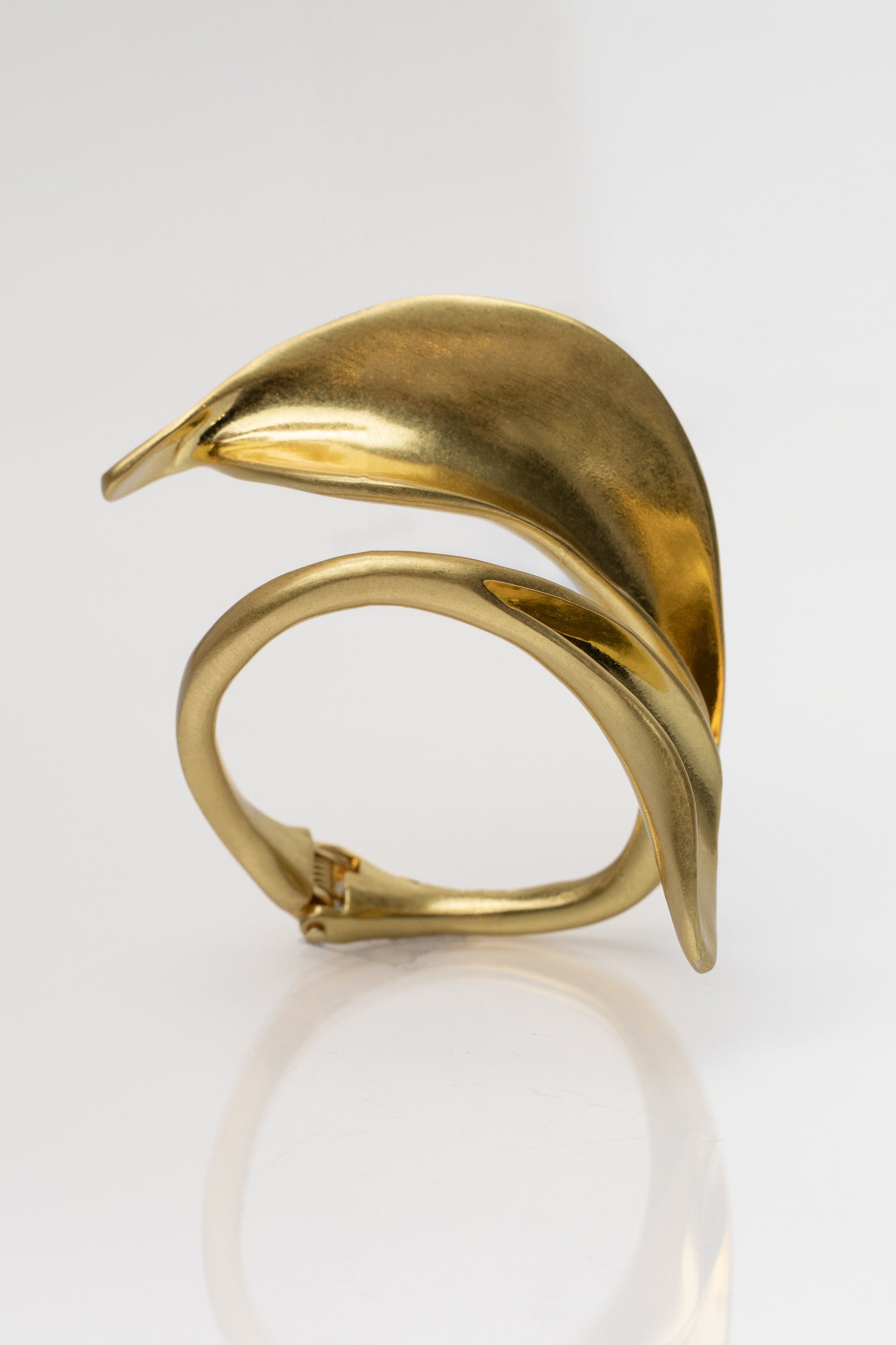 Gold Flora Cuff JLUXLABEL