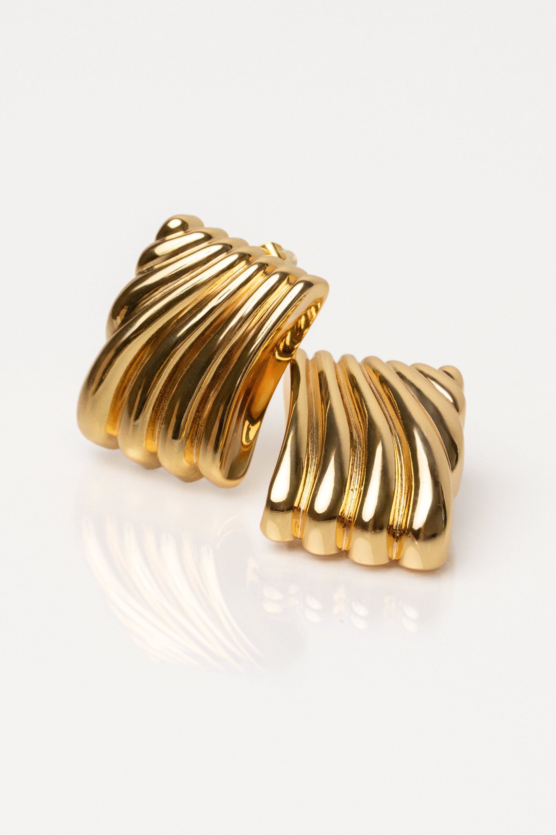Gold Square Texture Earrings JLUXLABEL