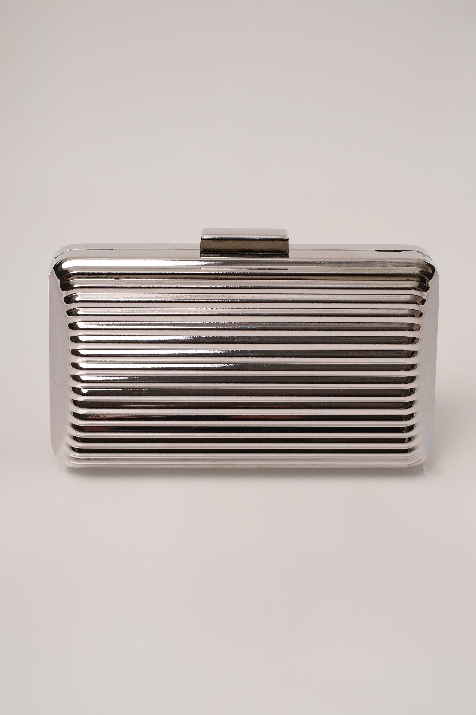 Silver Quinn Metallic Clutch JLUXLABEL