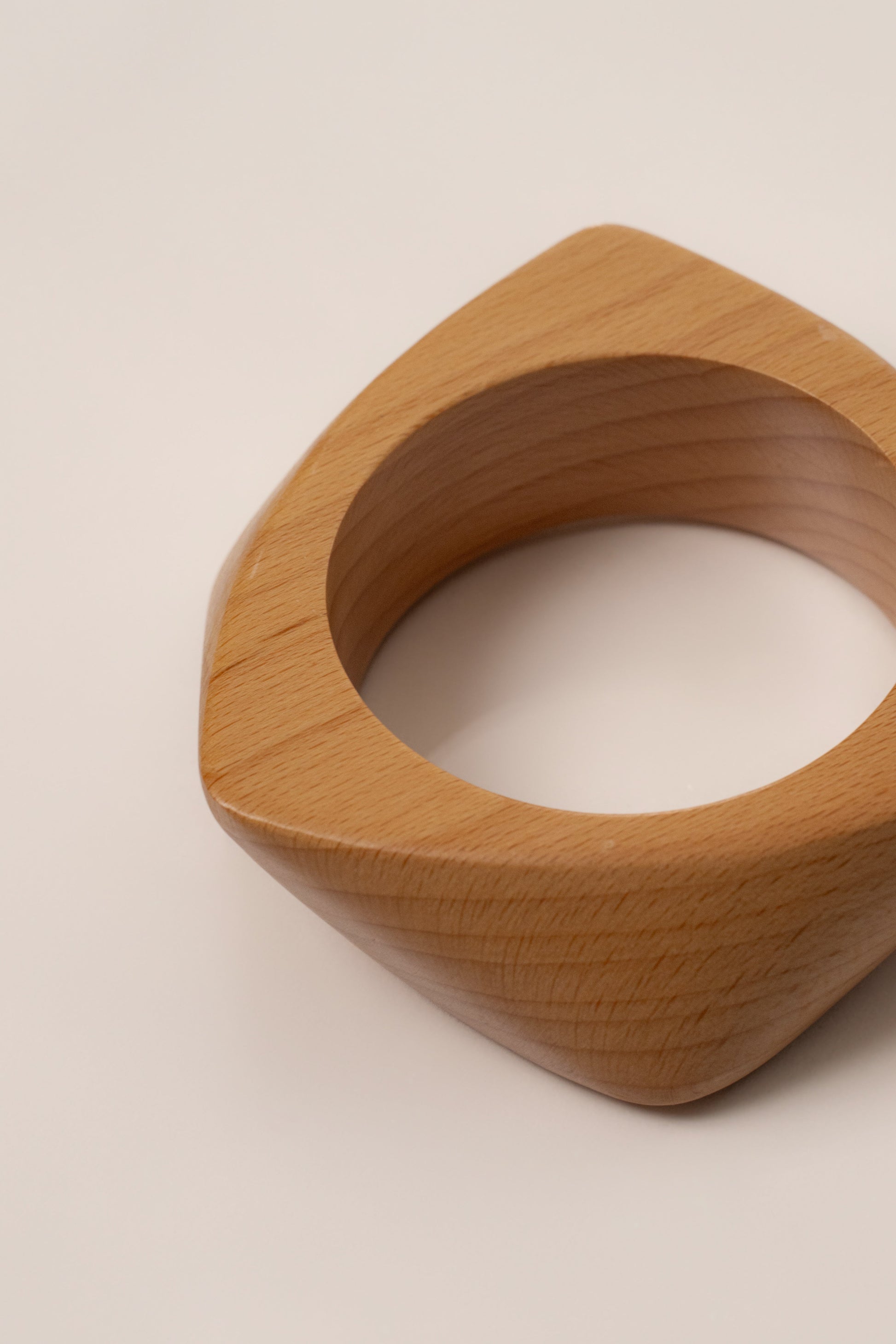 Natural Shira Bracelet JLUXLABEL