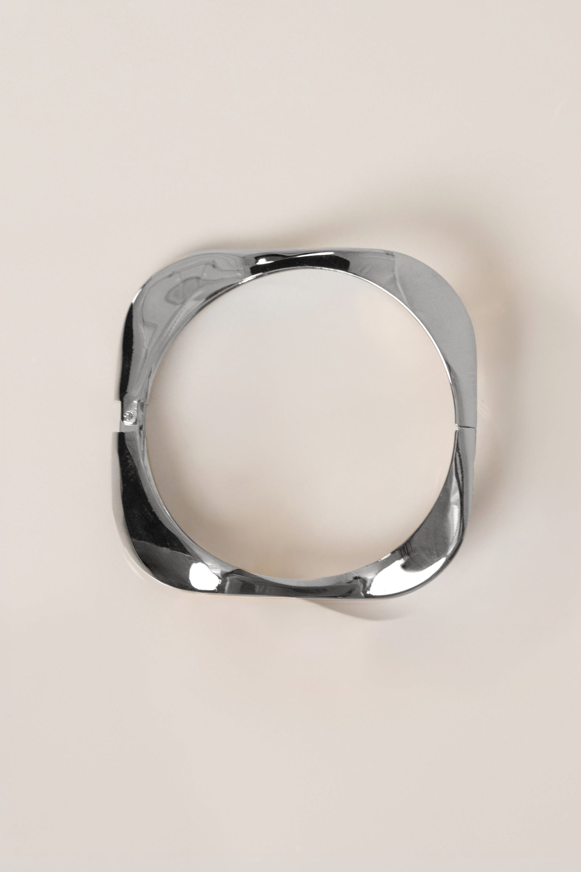 Silver Wavy Hinge Bracelet JLUXLABEL