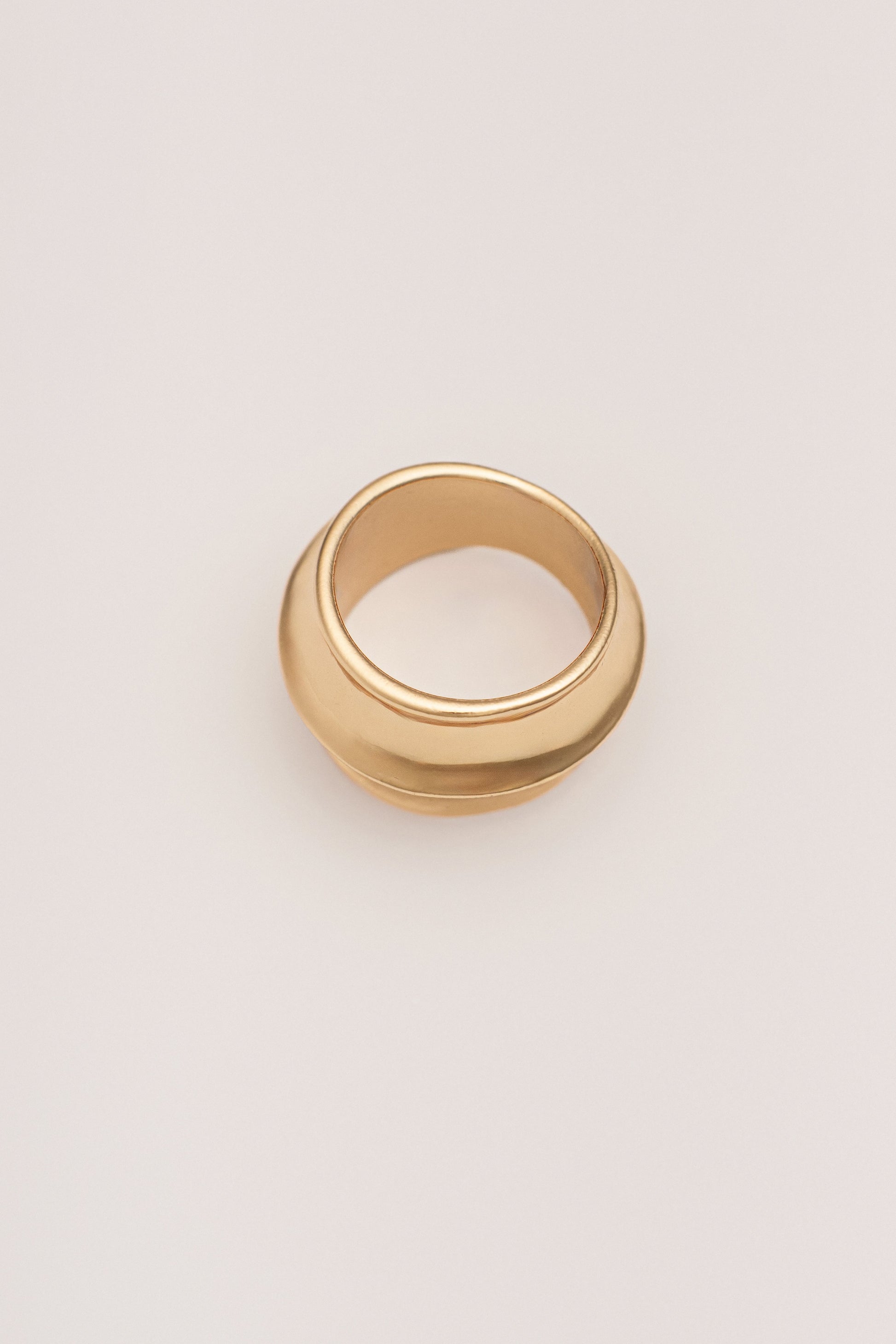 Gold Eve Sculpted Ring JLUXLABEL
