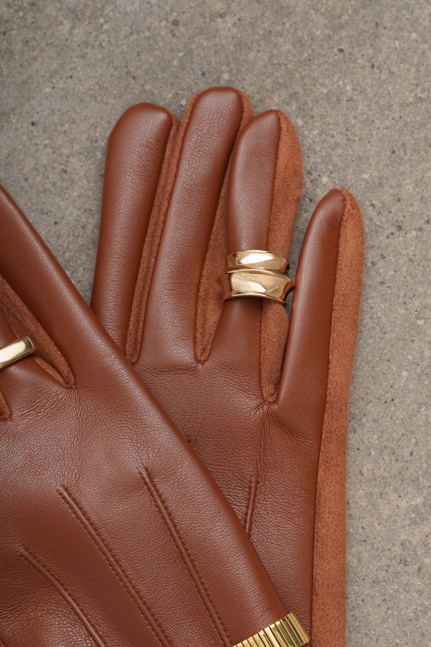 Gold Eve Sculpted Ring JLUXLABEL