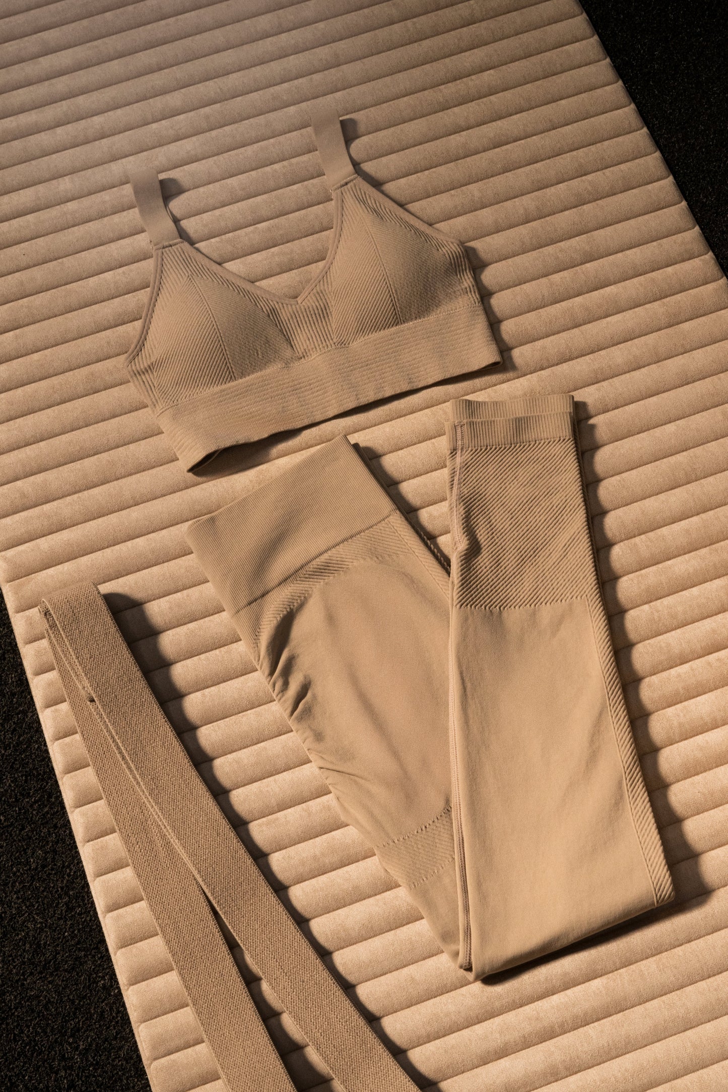 Beige New Flow Active Top JLUXLABEL