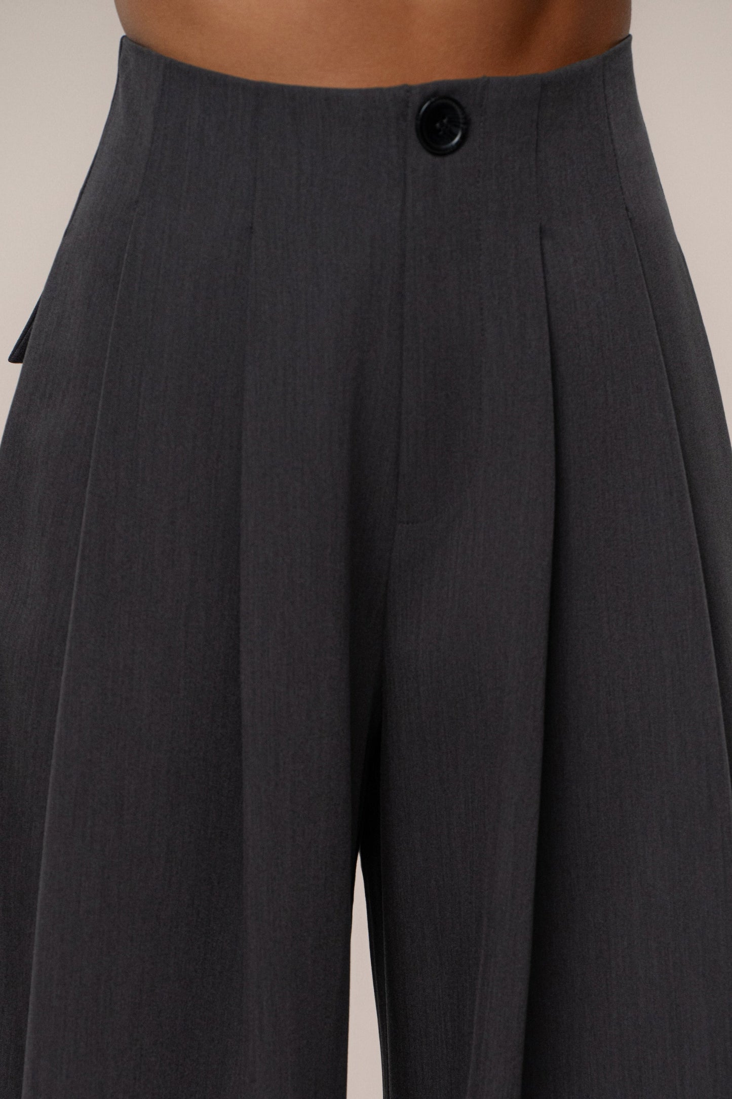 Grey Polished Pleat Trouser JLUXLABEL