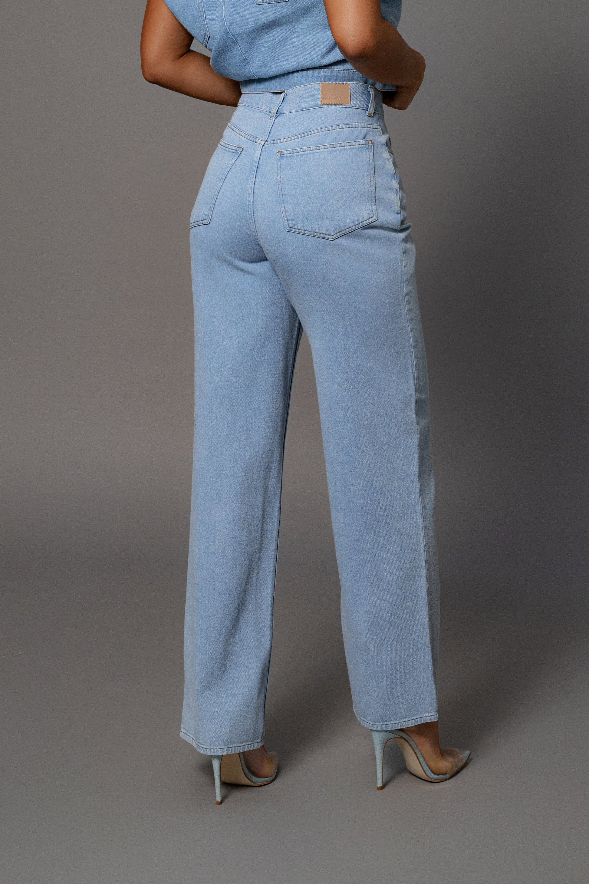 Medium Wash Denim Aline Jeans JLUXLABEL