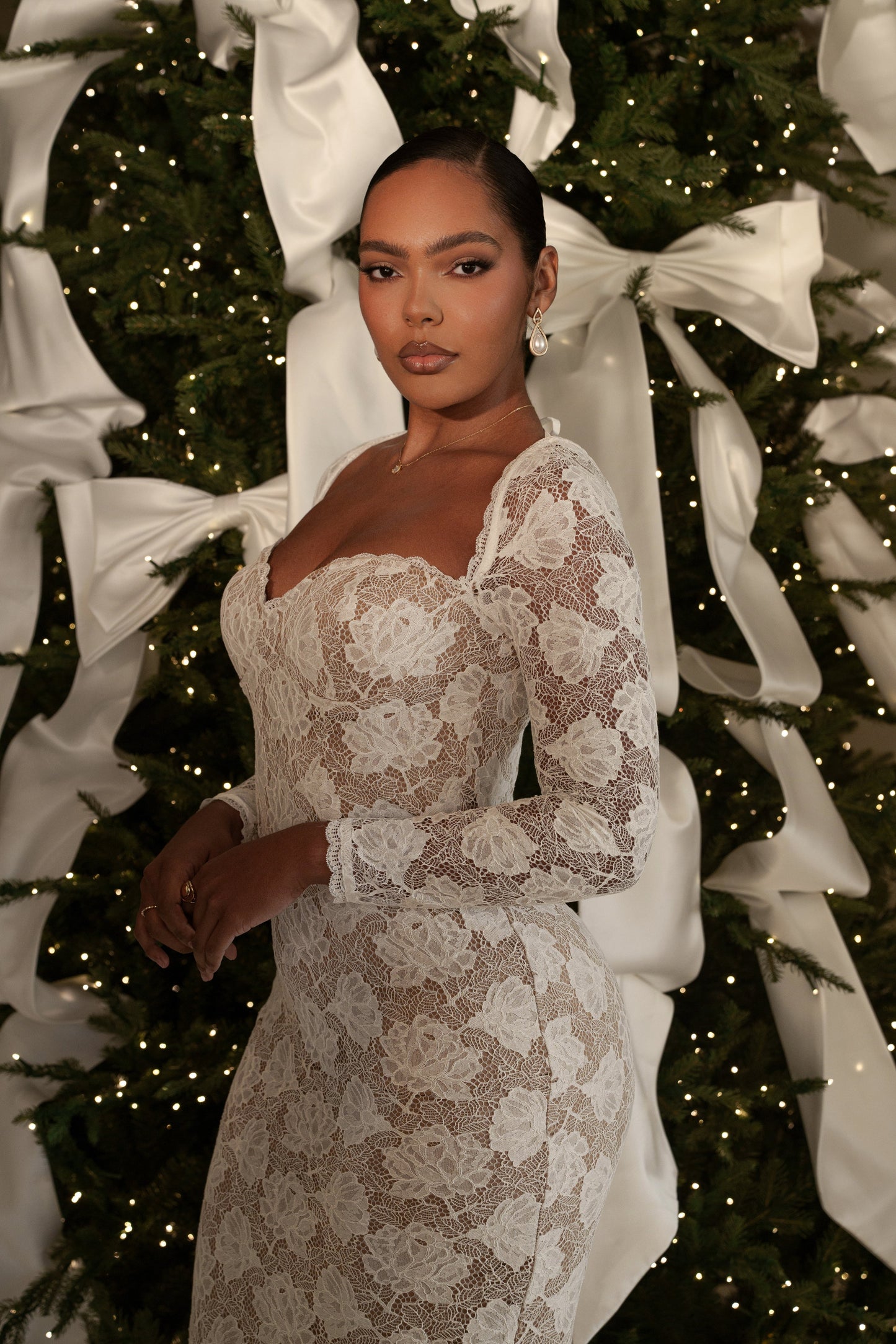 Ivory Lace Sweetheart Maxi Dress JLUXLABEL