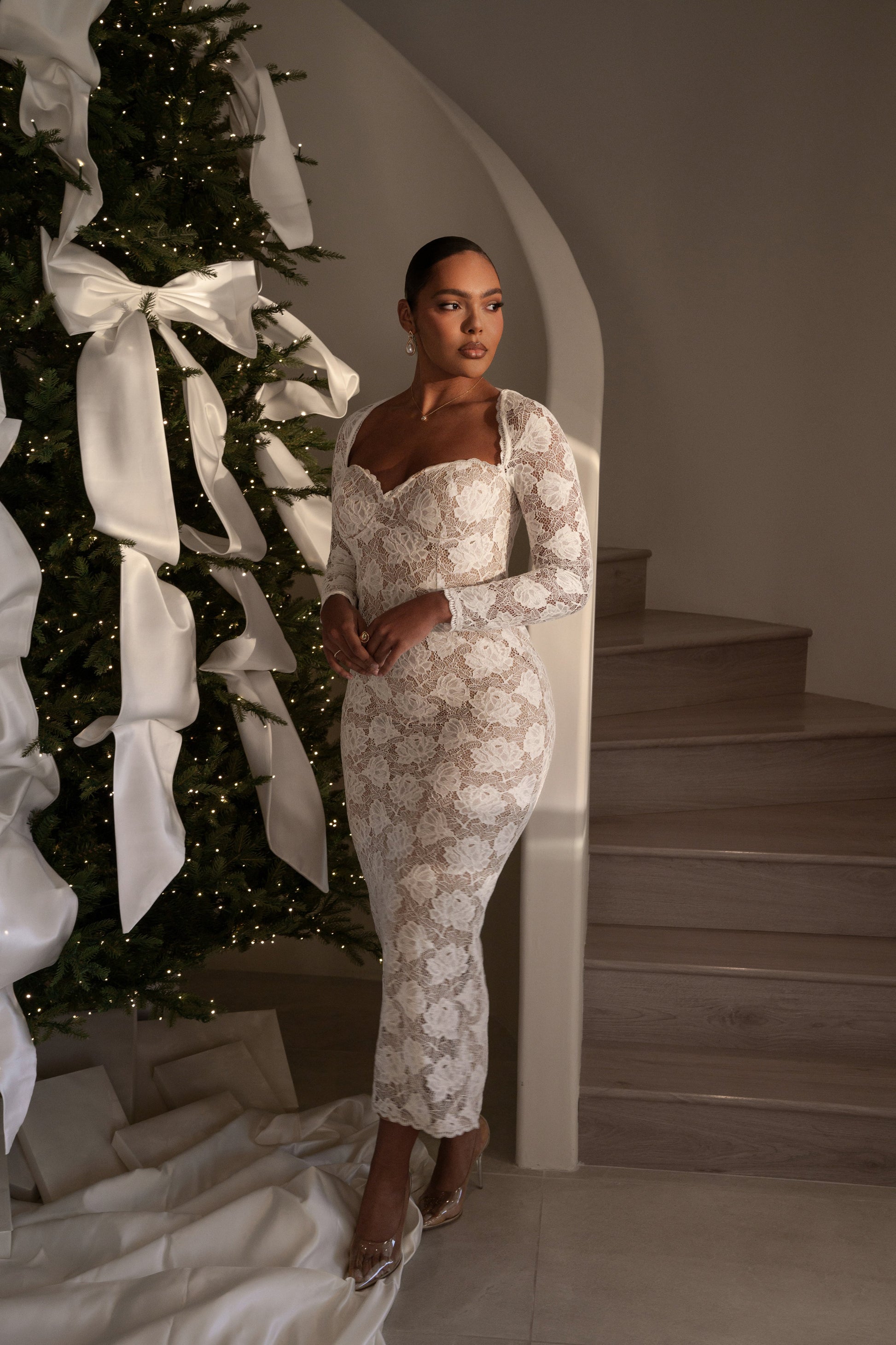 Ivory Lace Sweetheart Maxi Dress JLUXLABEL