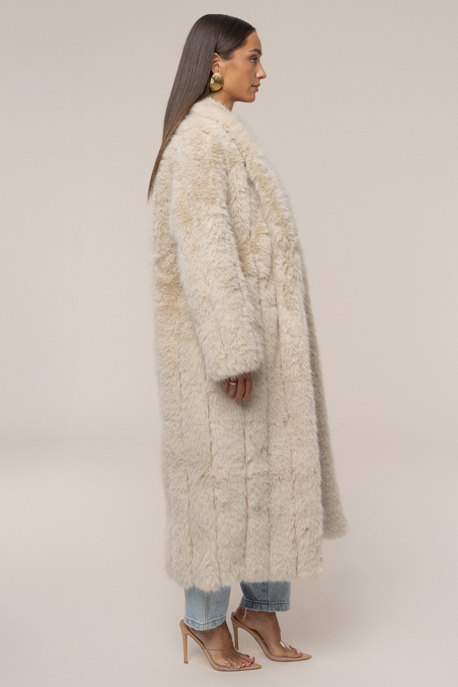 Beige Manhattan Faux Fur Coat NEWFASHIONEDGE