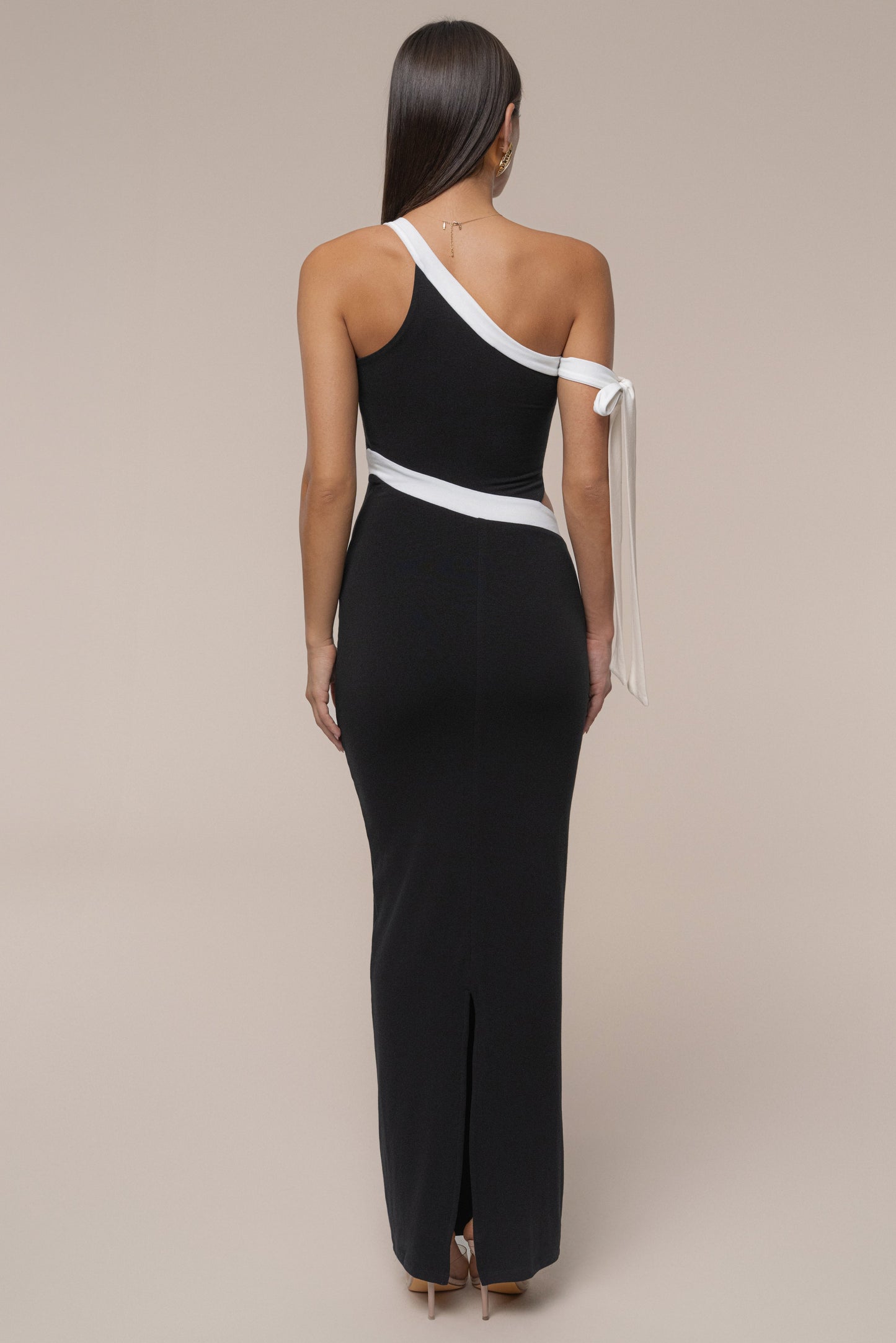 Black Jorden Contrast Maxi Dress JLUXLABEL