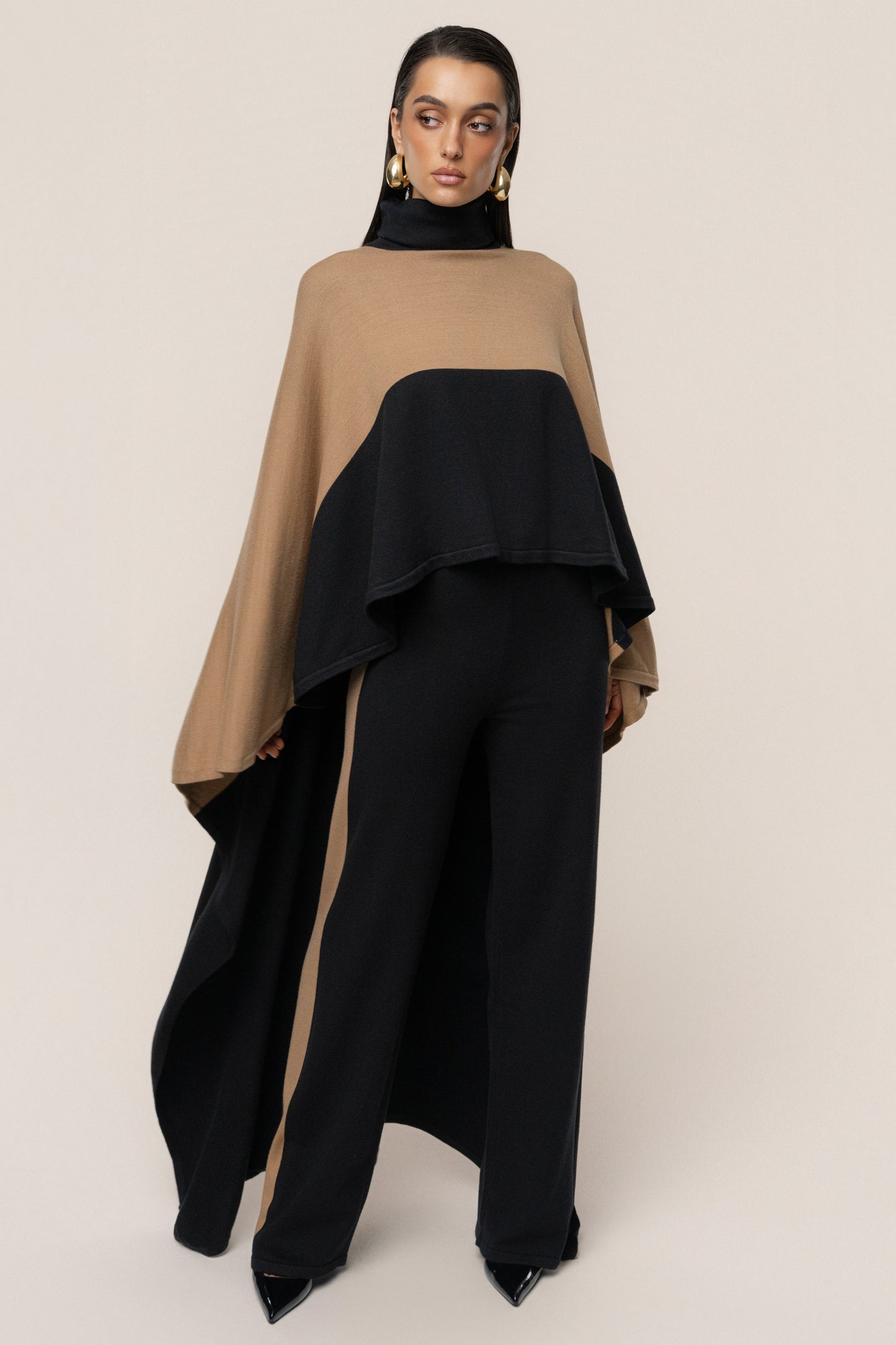 Black Chasing Fall Contrast Top JLUXLABEL