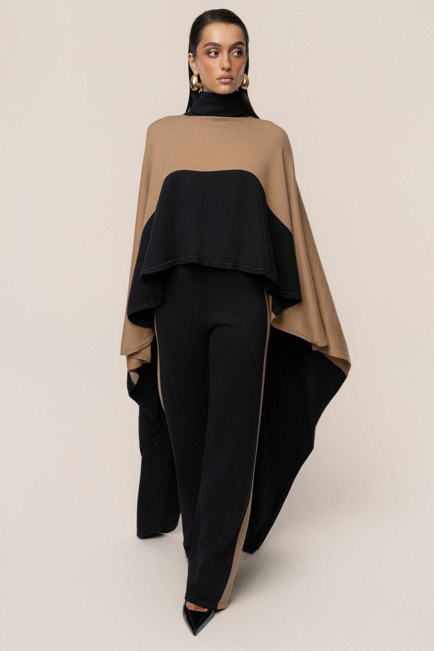 Black Chasing Fall Contrast Top JLUXLABEL