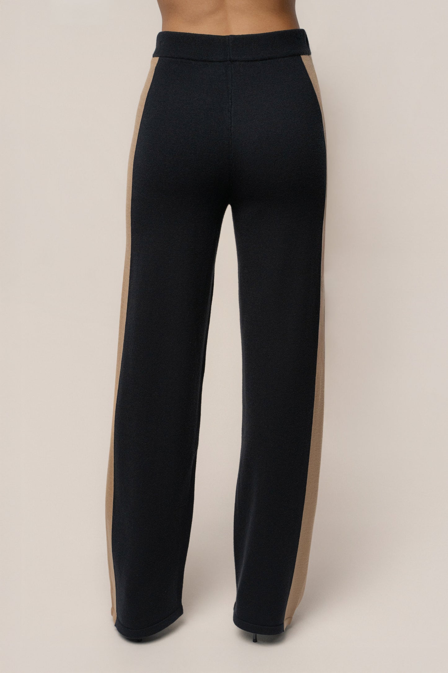 Black Chasing Fall Contrast Pant JLUXLABEL