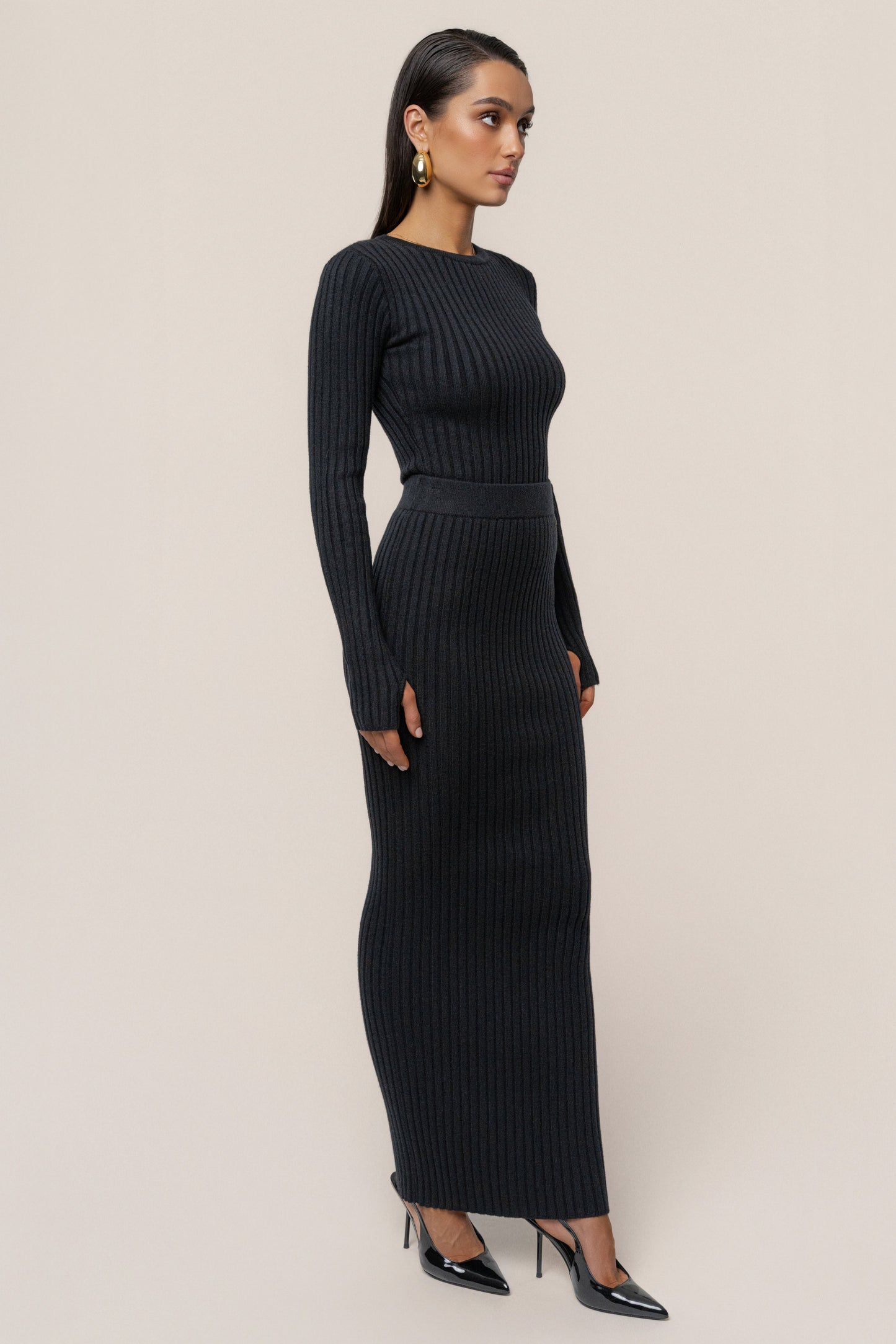 Black Soft Reset Ribbed Skirt JLUXLABEL