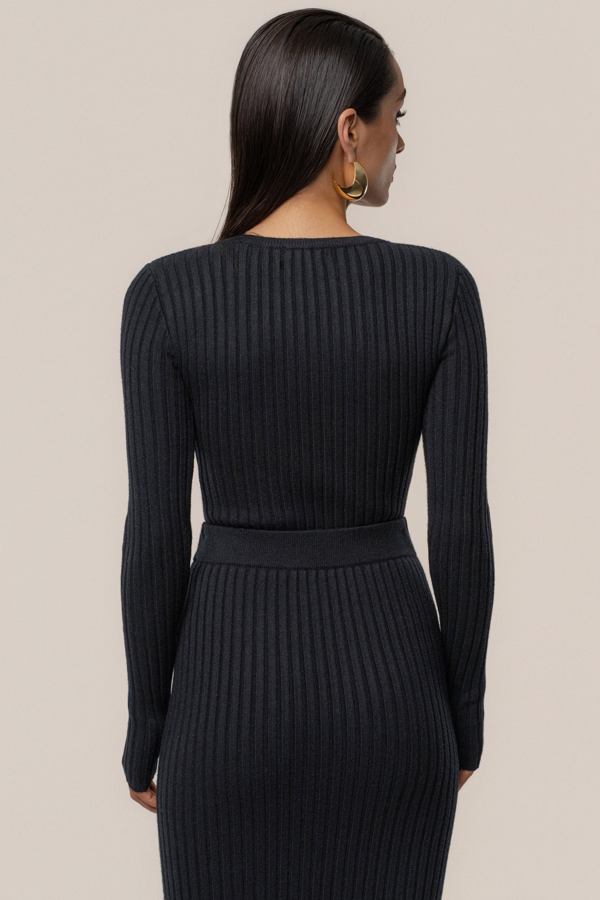 Black Overcast Ribbed Top JLUXLABEL