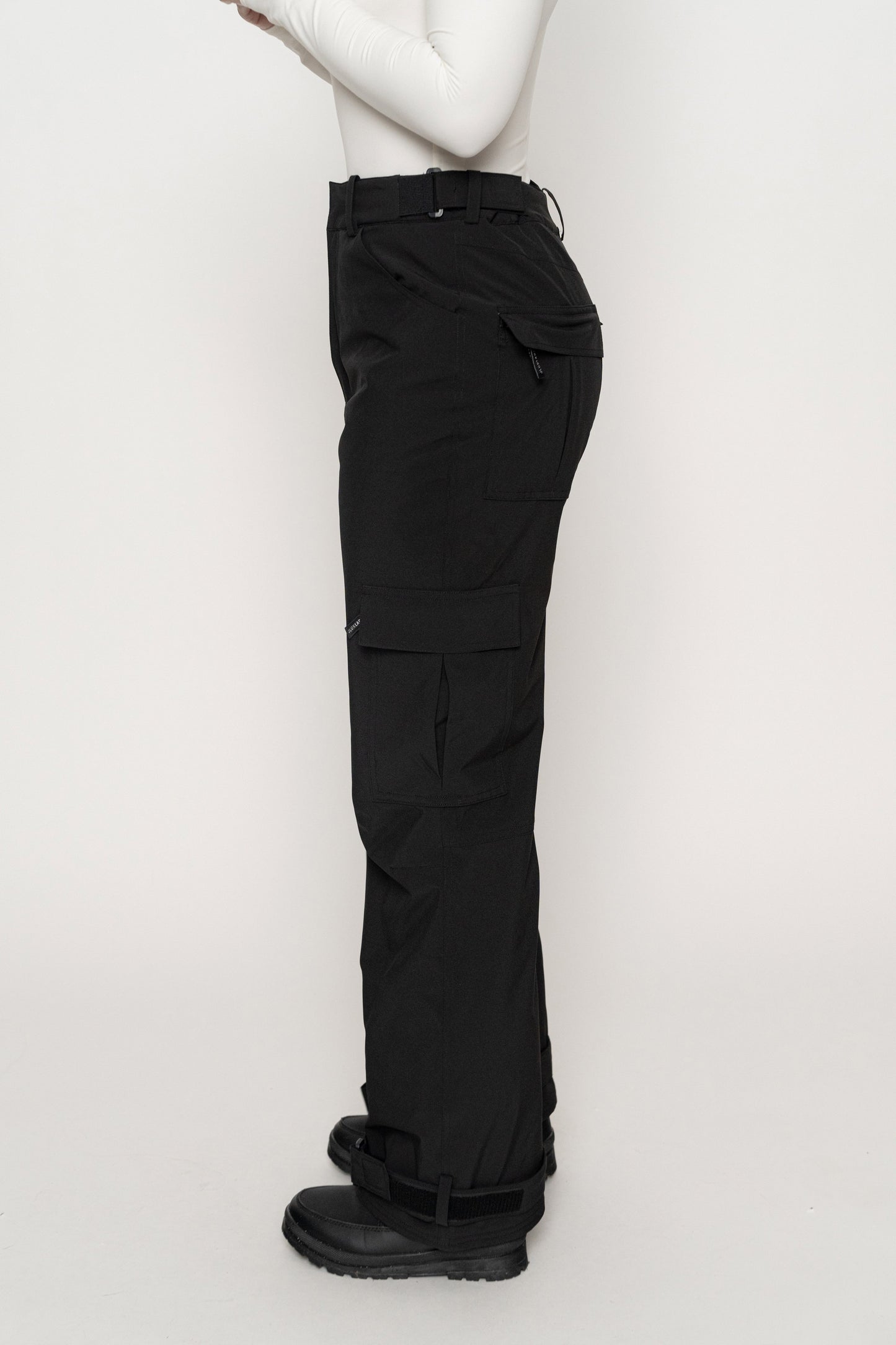 Black Snowfall Ski Pants JLUXLABEL