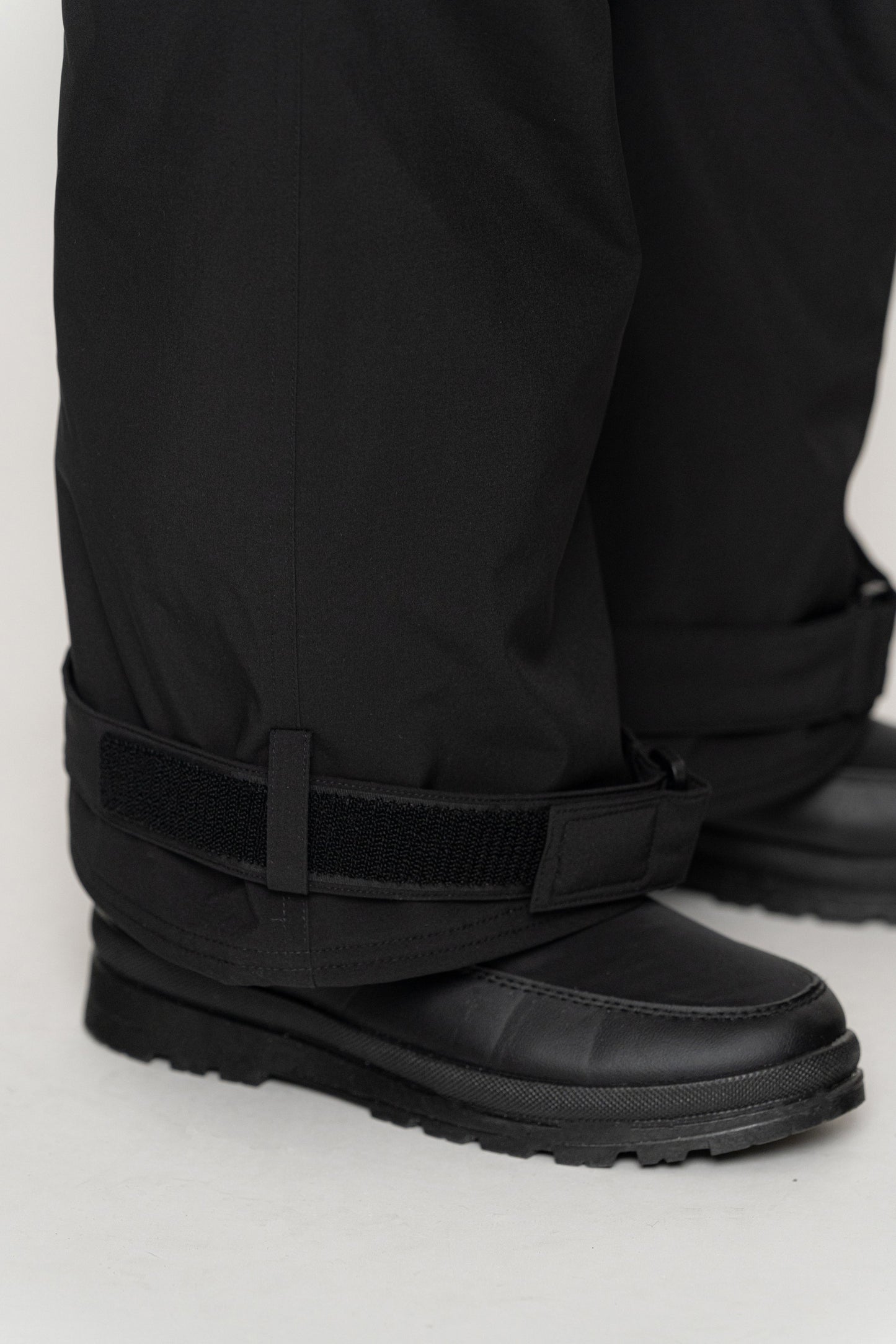 Black Snowfall Ski Pants JLUXLABEL