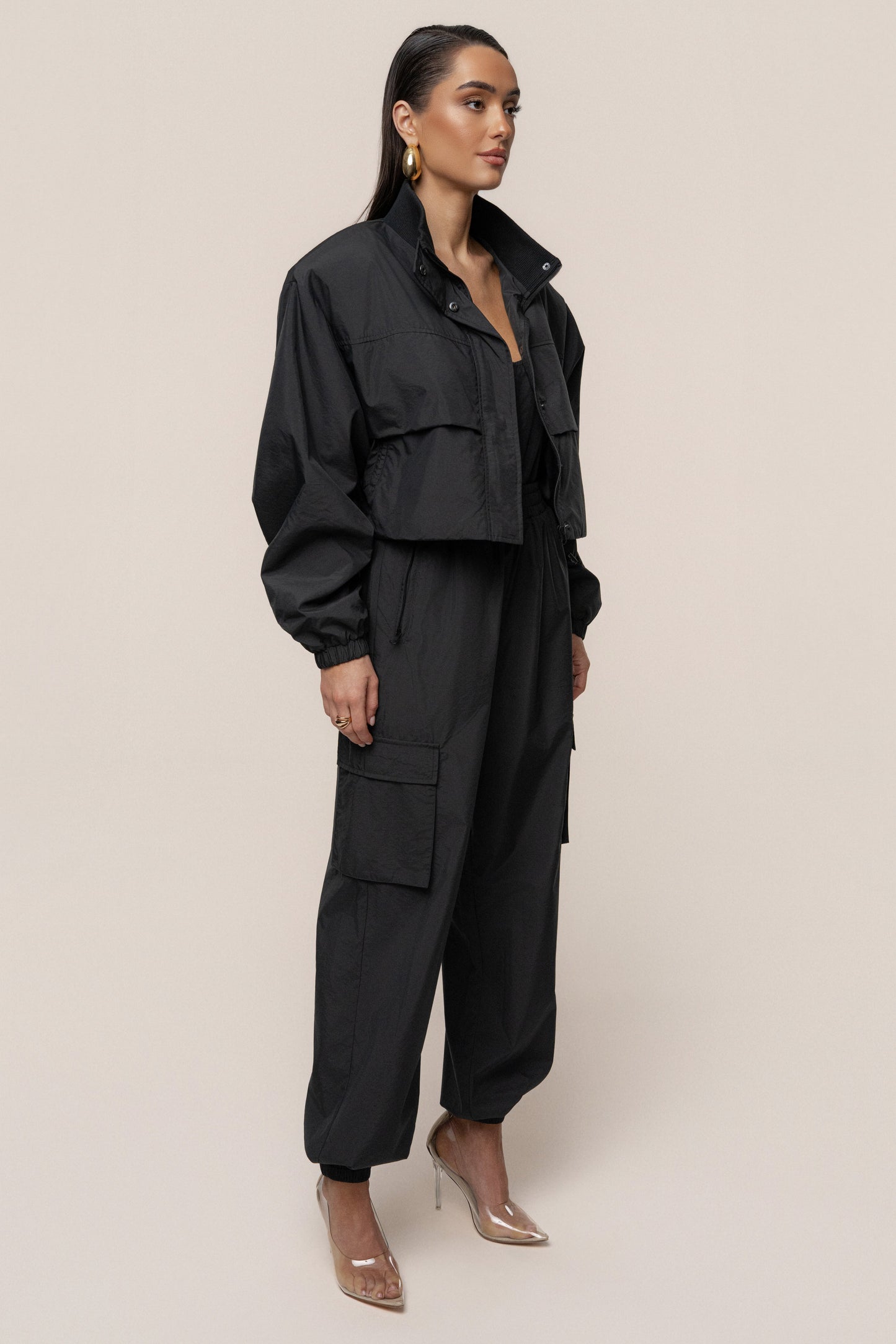 Black Endure Jacket NEWFASHIONEDGE