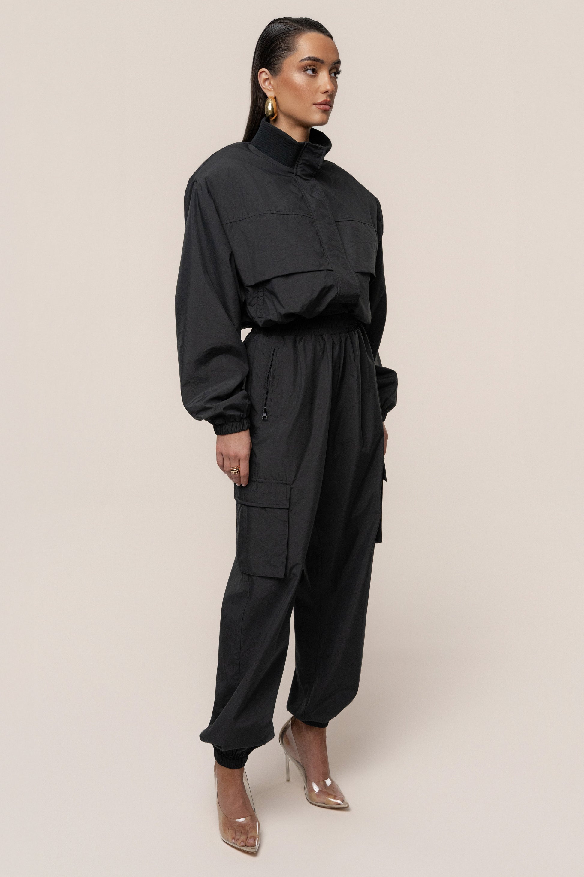 Black Endure Jacket NEWFASHIONEDGE