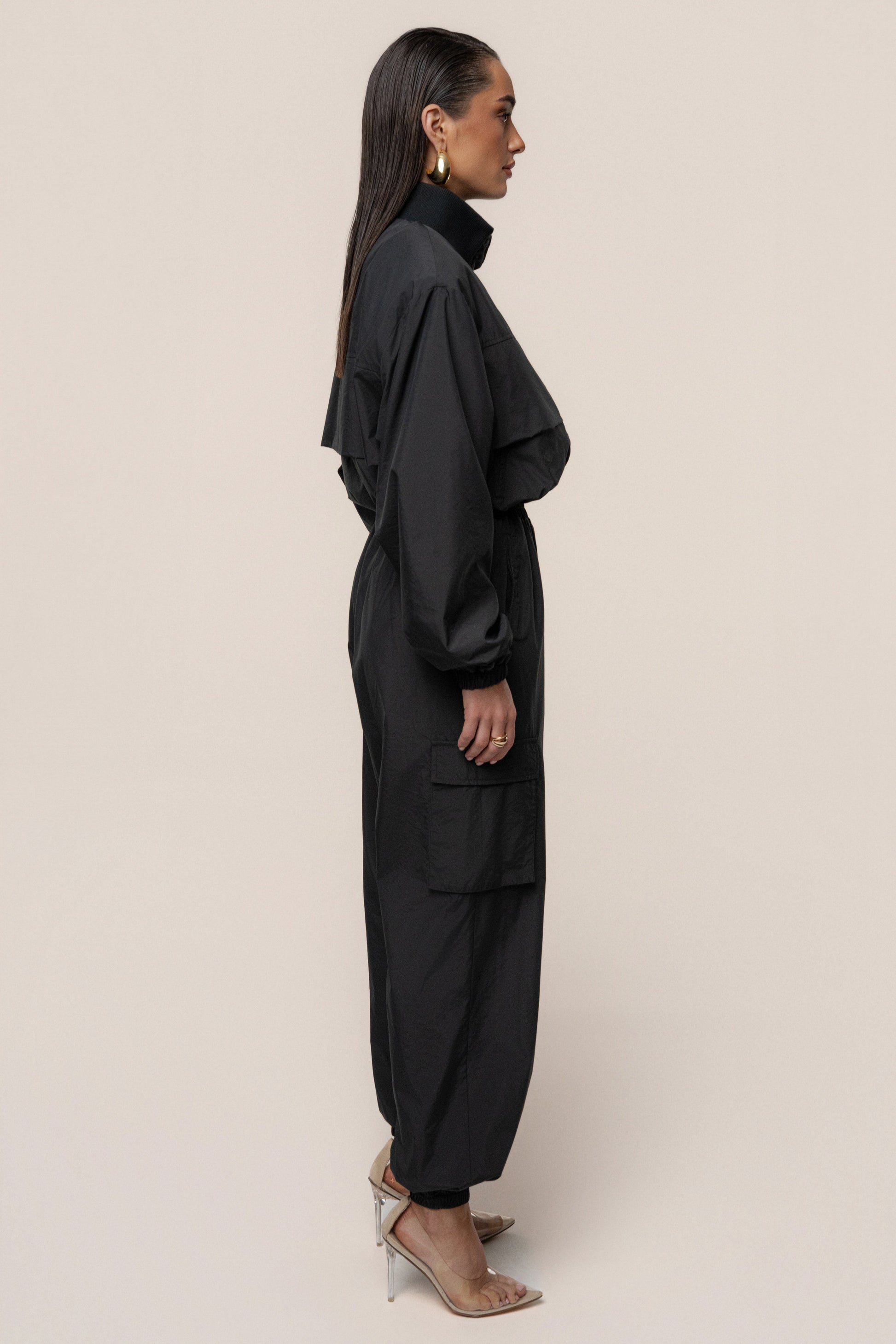 Black Endure Jacket NEWFASHIONEDGE
