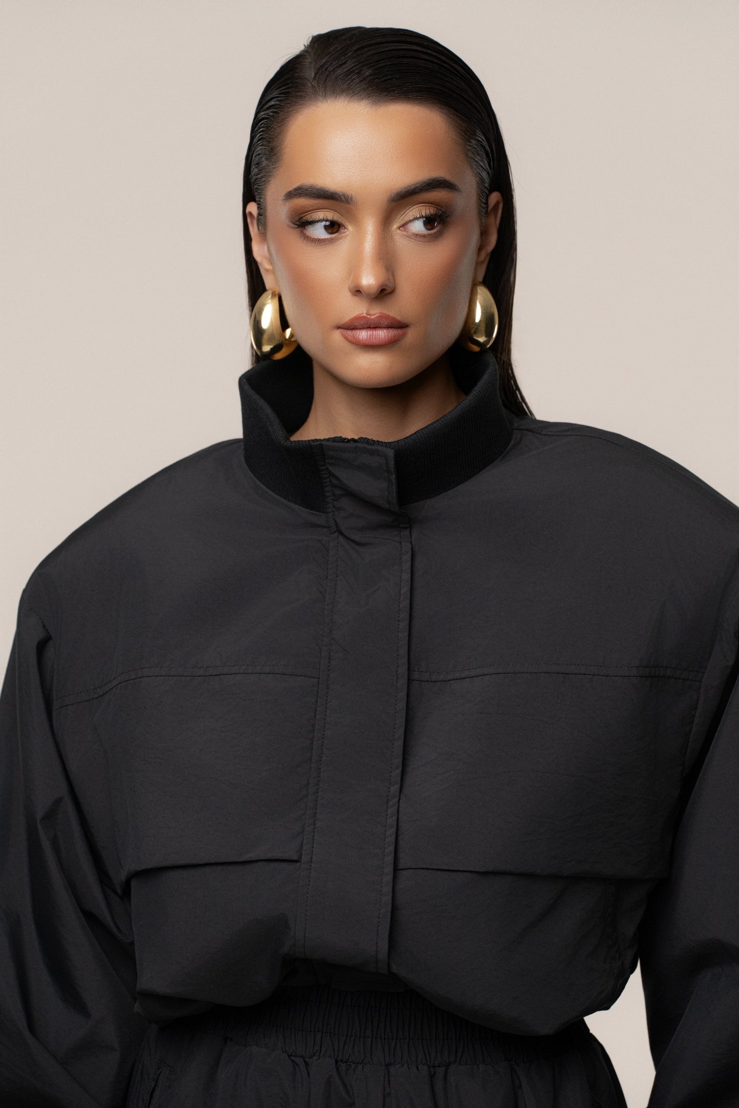 Black Endure Jacket NEWFASHIONEDGE