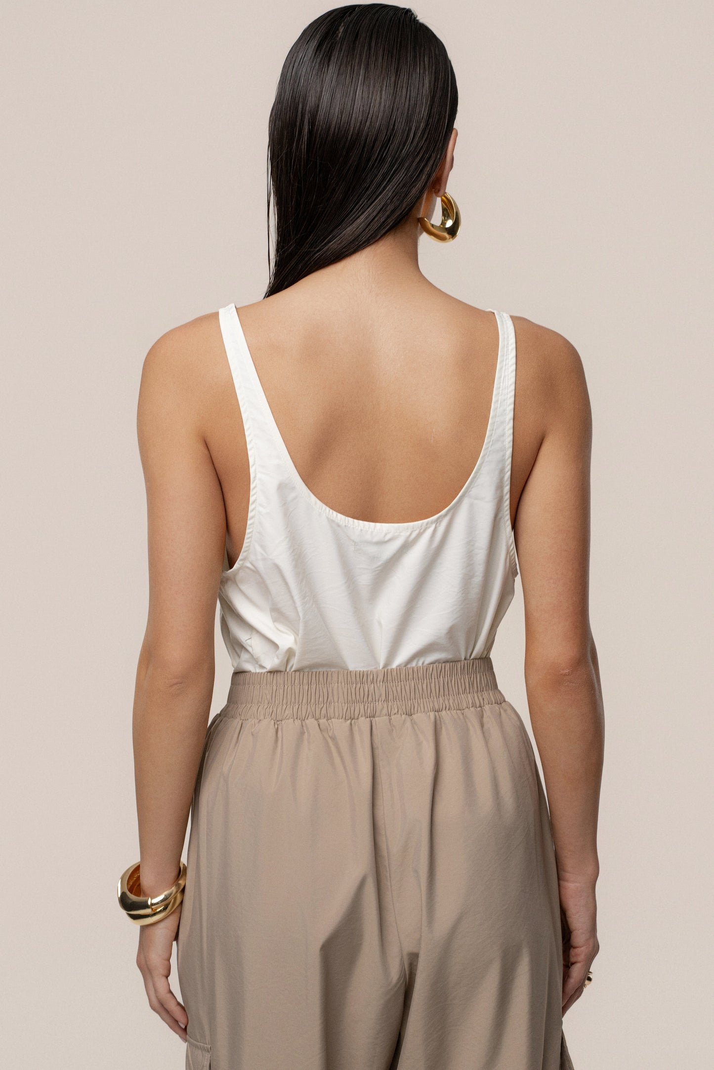 Ivory Active Scoop Neck Top JLUXLABEL