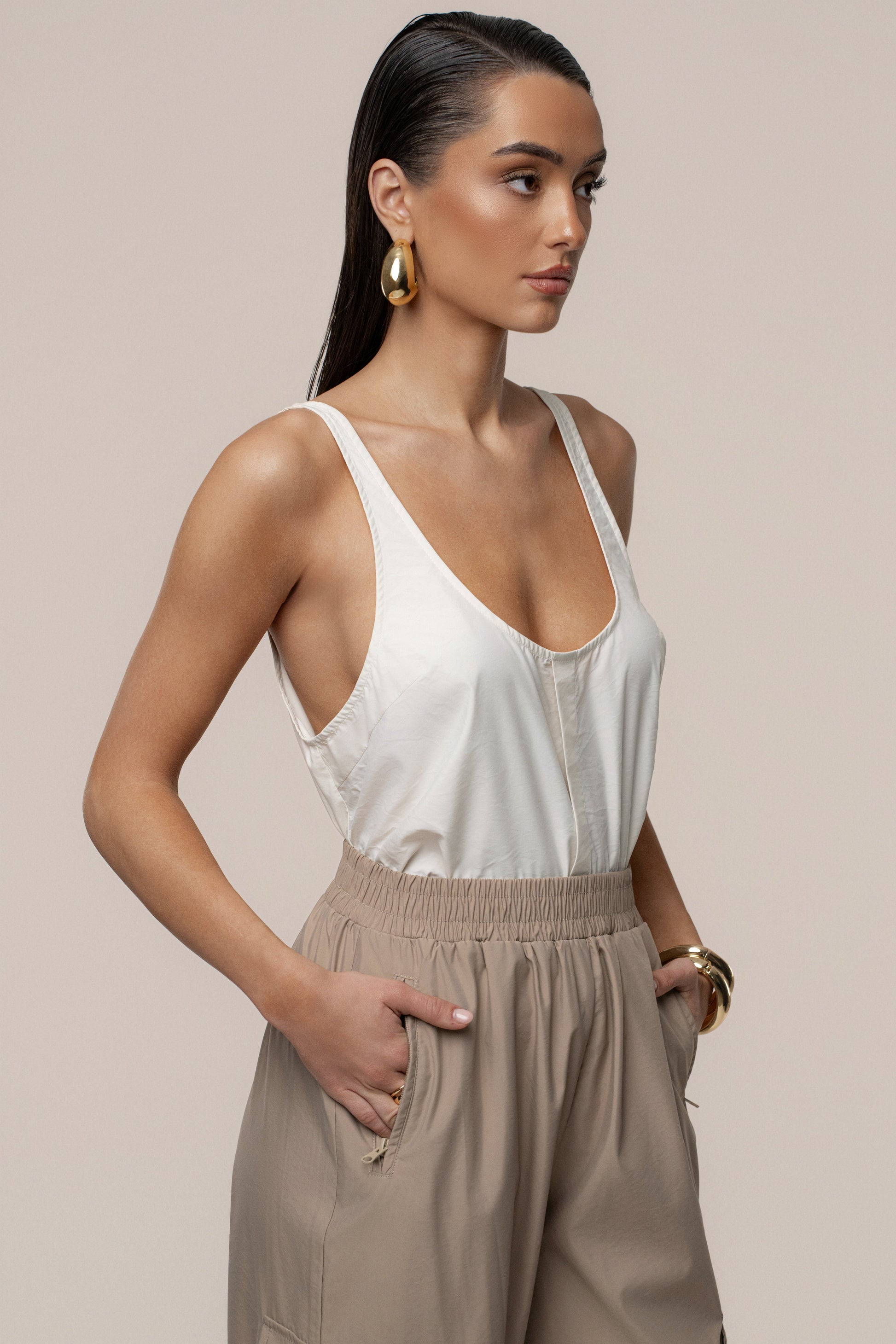 Ivory Active Scoop Neck Top JLUXLABEL