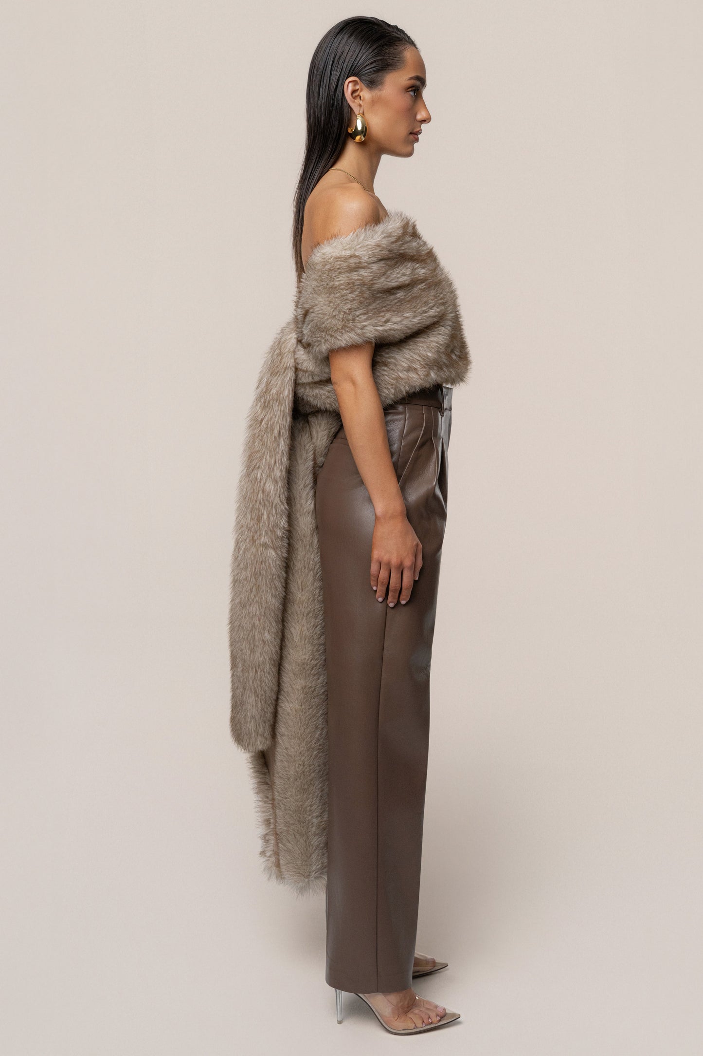 Ivory/Brown Winter Bliss Faux Fur Wrap NEWFASHIONEDGE