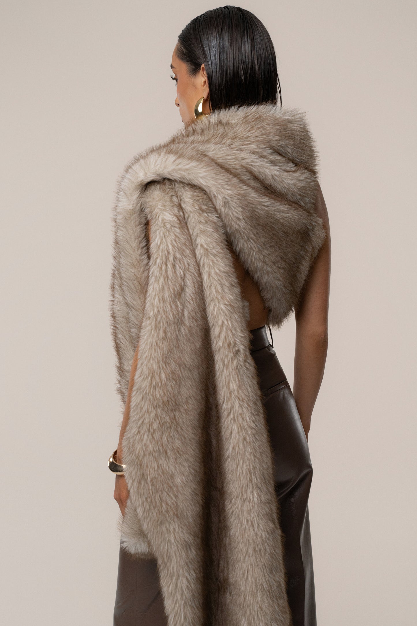 Ivory/Brown Winter Bliss Faux Fur Wrap NEWFASHIONEDGE