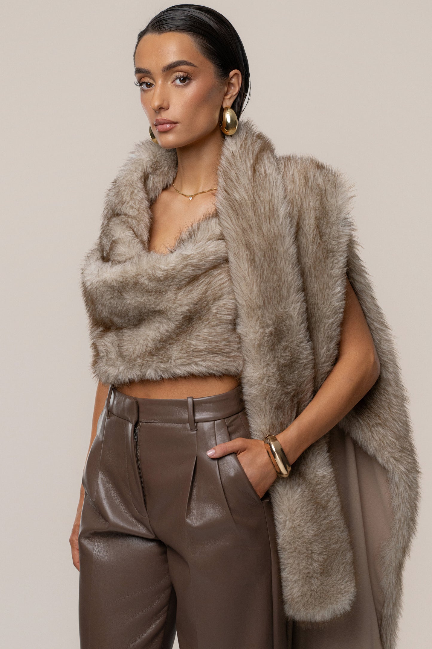Ivory/Brown Winter Bliss Faux Fur Wrap NEWFASHIONEDGE